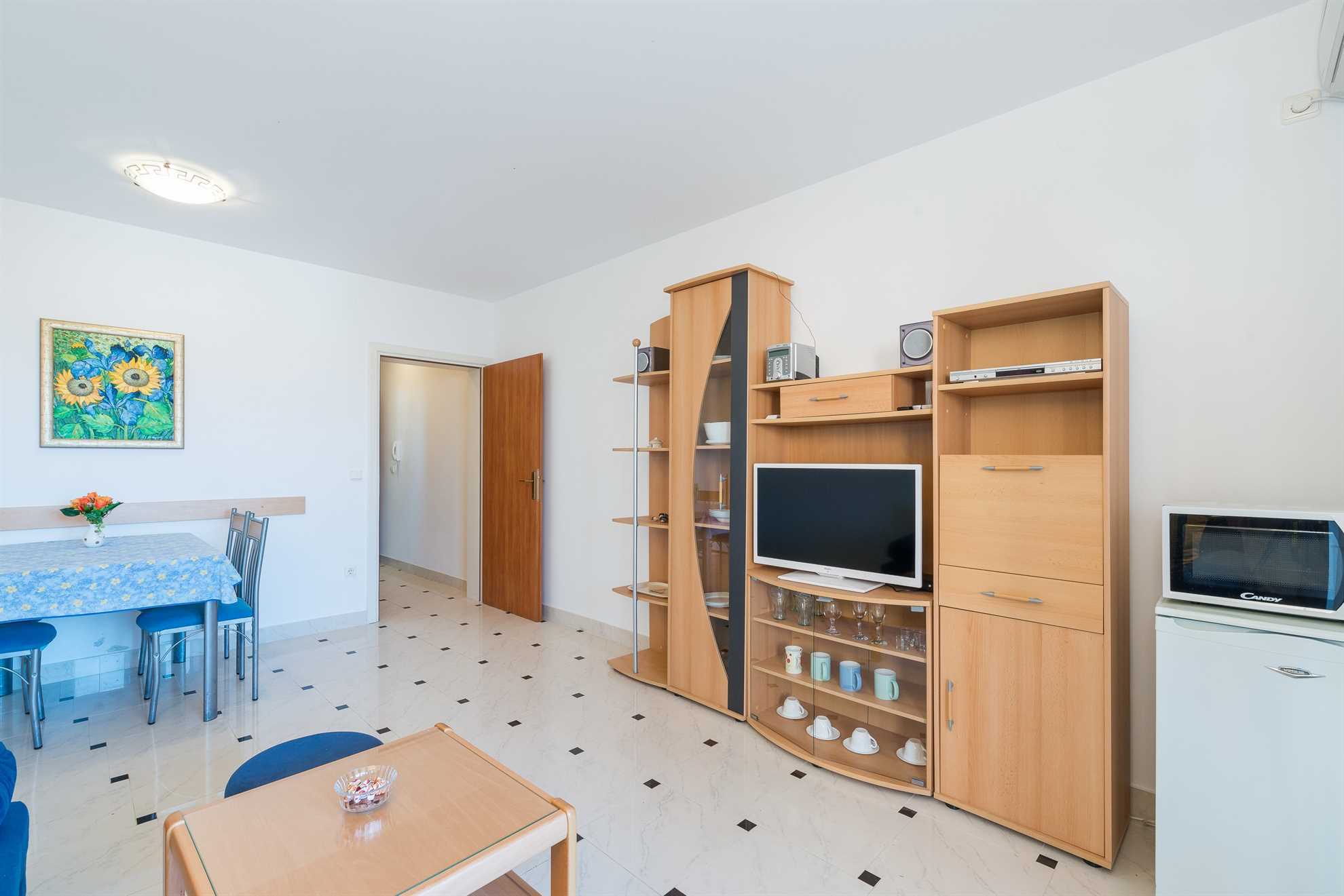Apartment for 2-4 persons | in a quiet area | air conditioning, WiFi, BBQ
