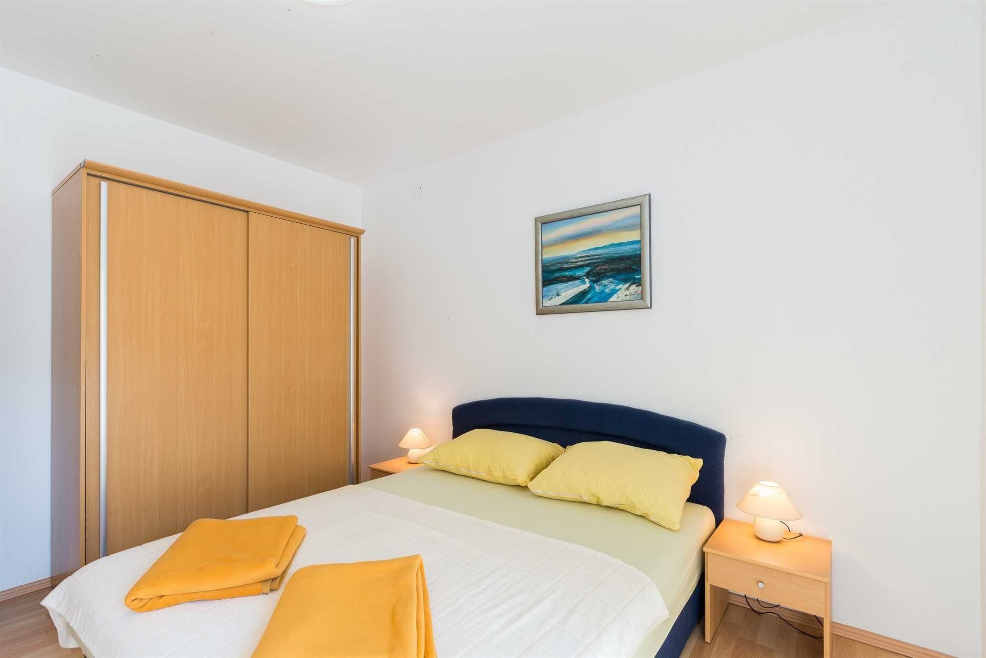 Apartment with partial sea view | for 3-5 persons | air conditioning, WiFi, satellite TV, BBQ