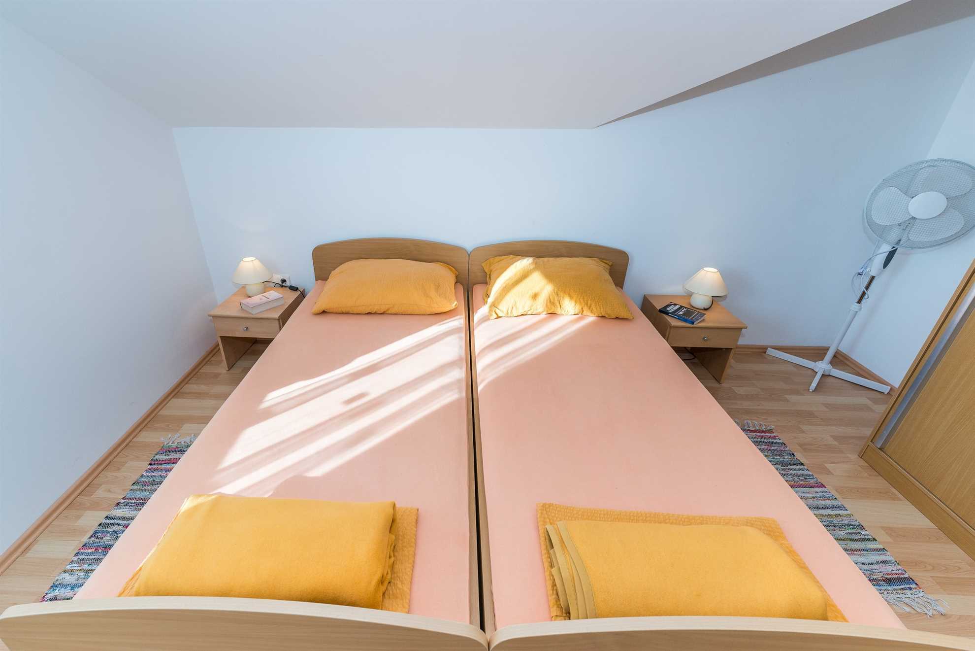 Apartment in a quiet area | just 70 m from beach | for 4-6 persons | with a sea view