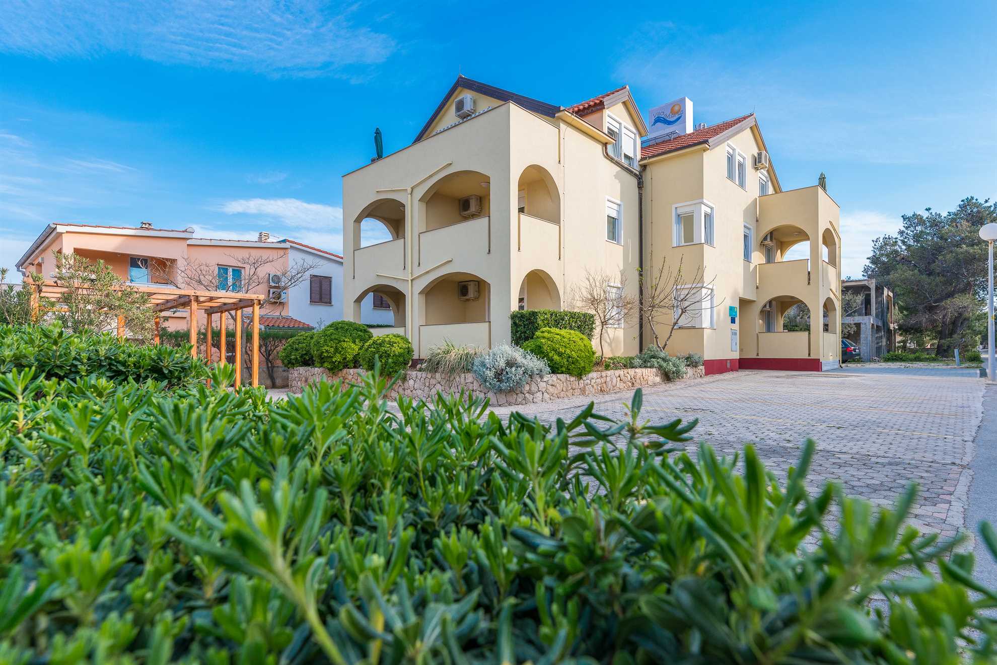 Apartment in a quiet area | just 70 m from beach | for 4-6 persons | with a sea view
