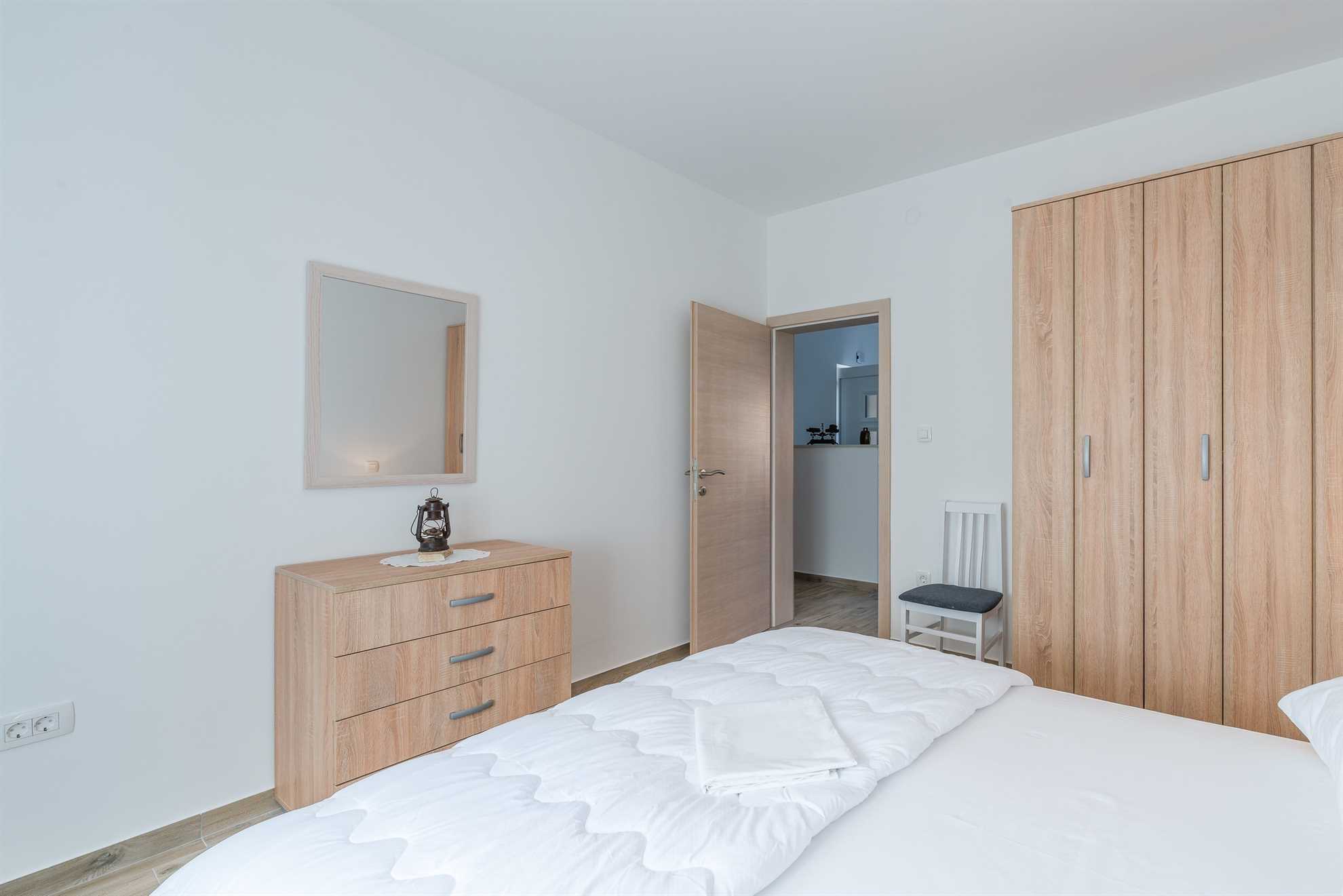30 m od mora | apartman s pogledom na more | klima, satelitska tv, internet