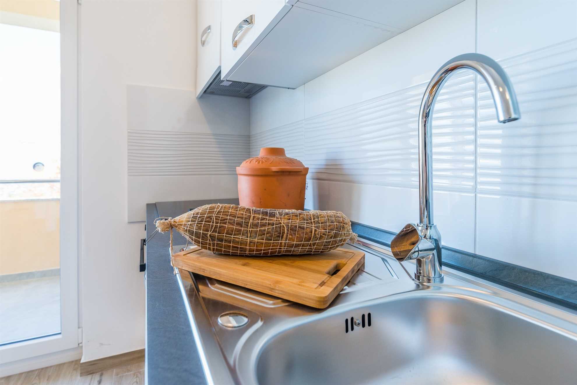 30 m od mora | apartman s pogledom na more | klima, satelitska tv, internet