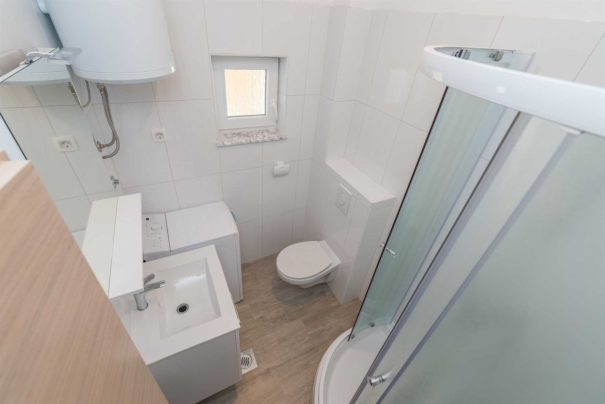 Apartman za 2 osobe | samo 30 m od plaže | s pogledom na more
