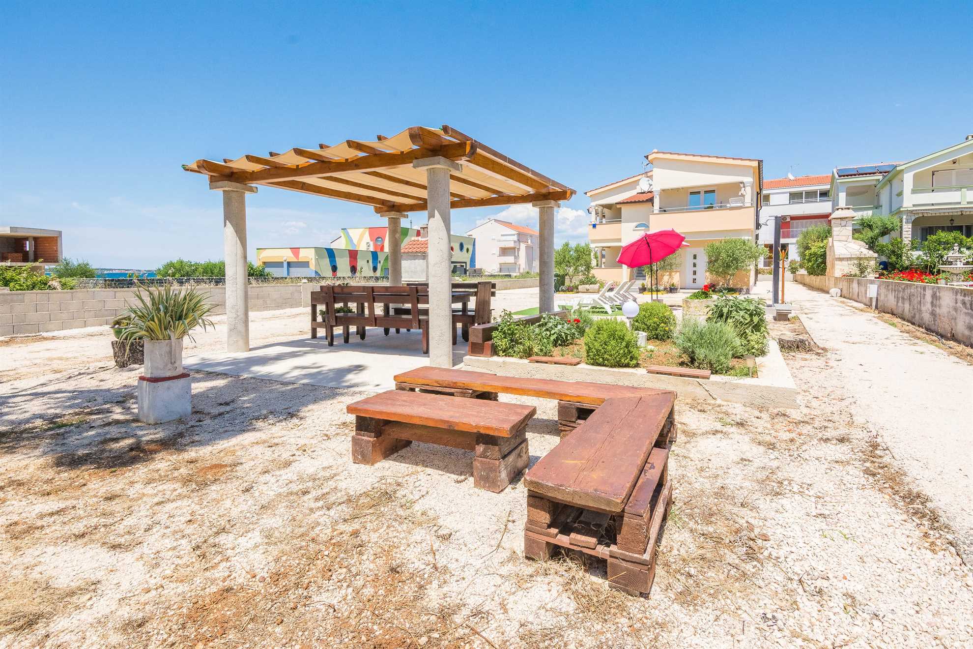 Apartman za 2 osobe | samo 30 m od plaže | s pogledom na more