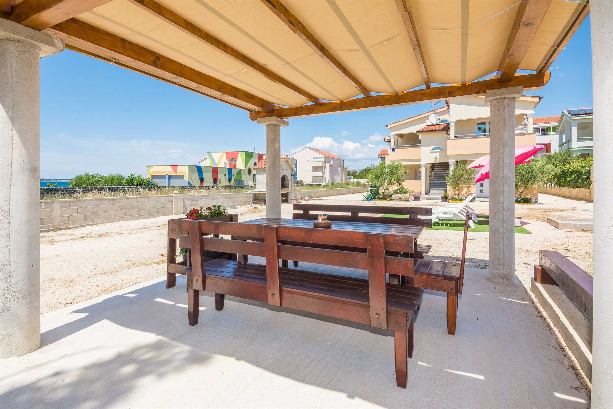 Apartman za 2 osobe | samo 30 m od plaže | s pogledom na more
