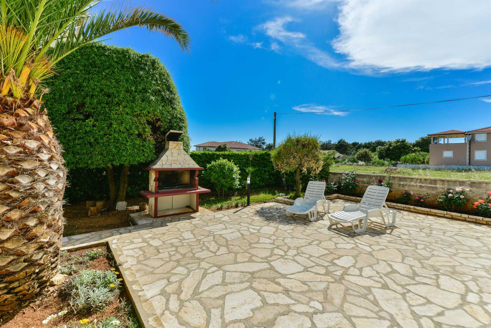 Apartman za dvije osobe | samo 20 m od plaže | roštilj, klima, internet