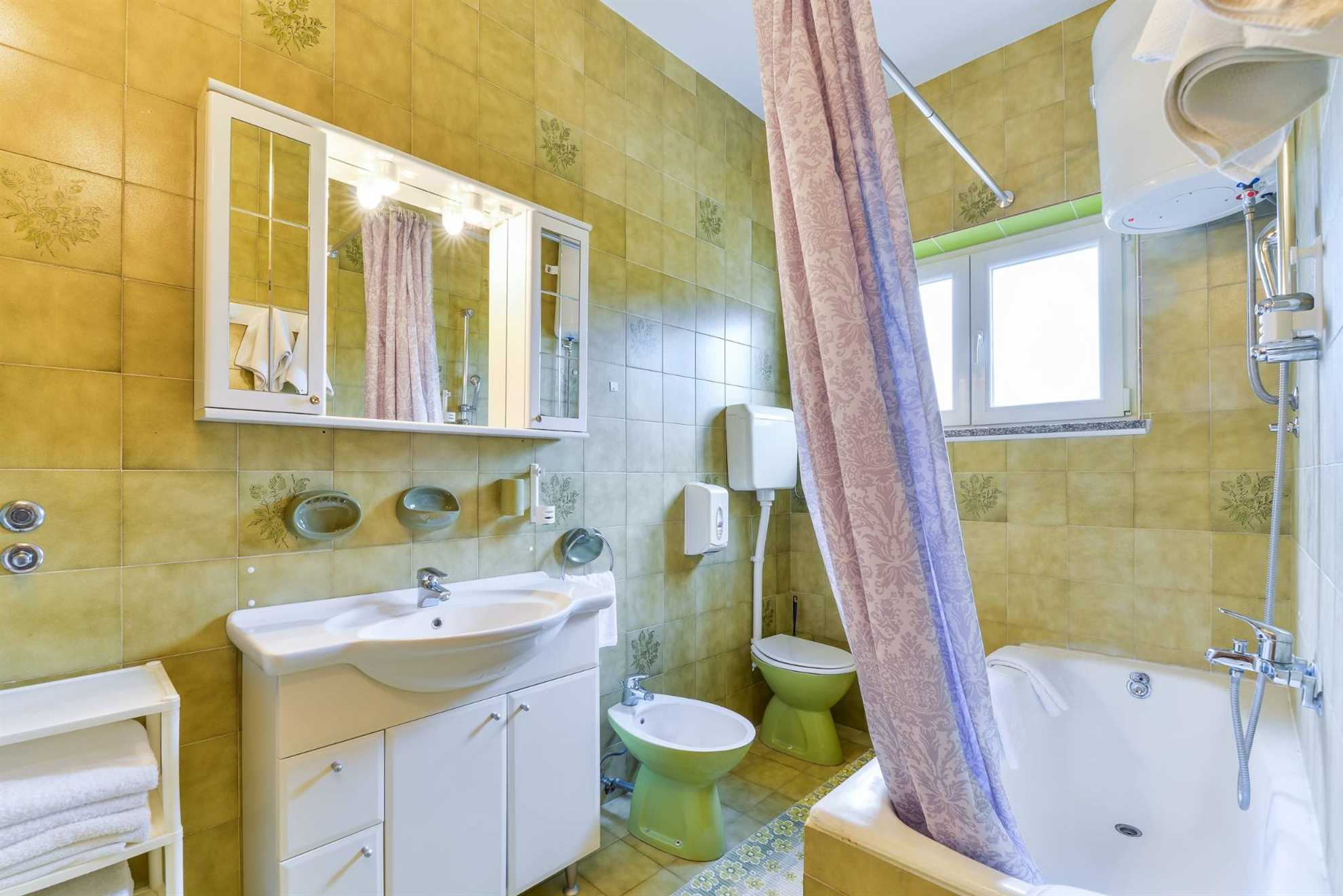 Apartman za dvije osobe | samo 20 m od plaže | roštilj, klima, internet
