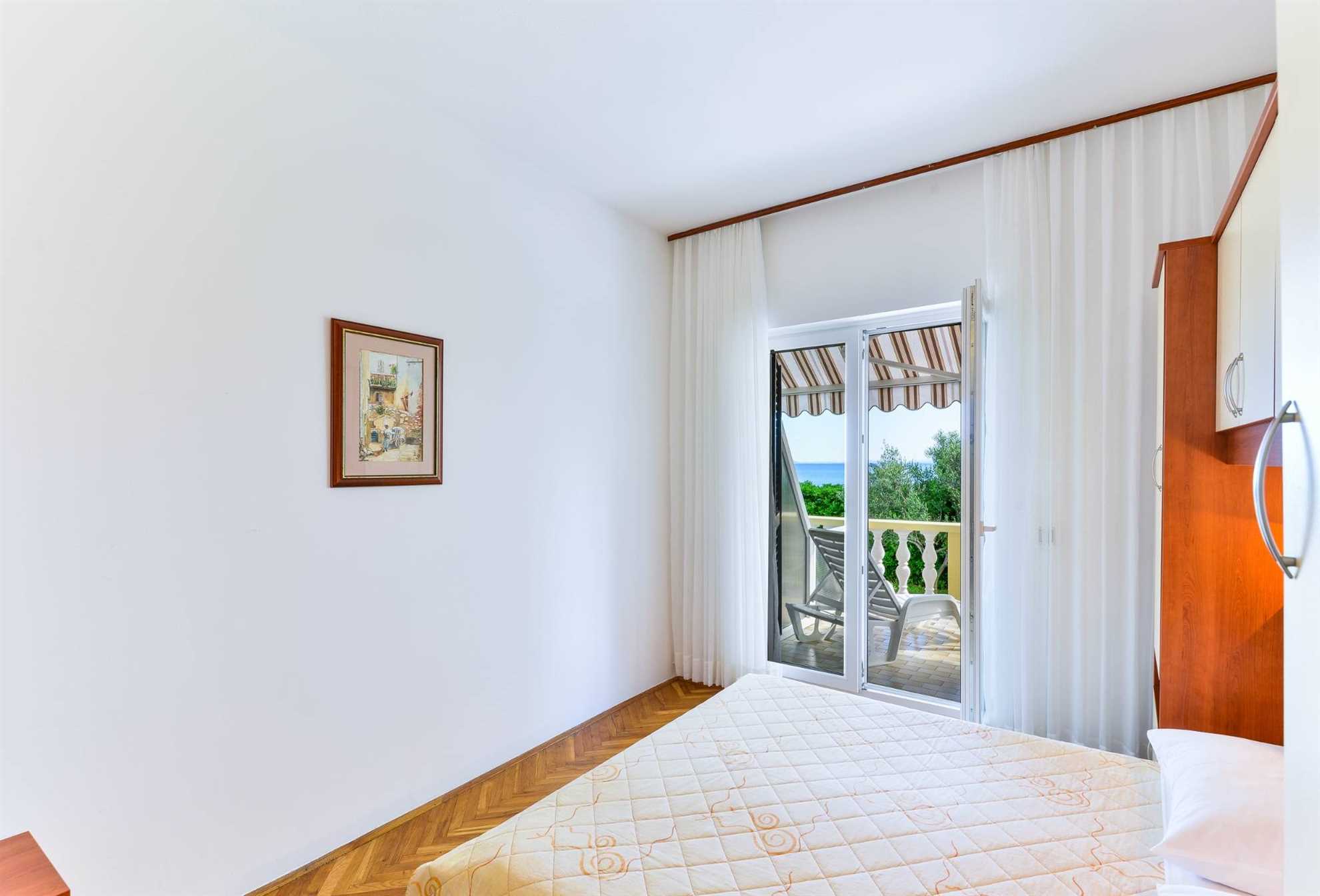 Apartman za dvije osobe | samo 20 m od plaže | roštilj, klima, internet