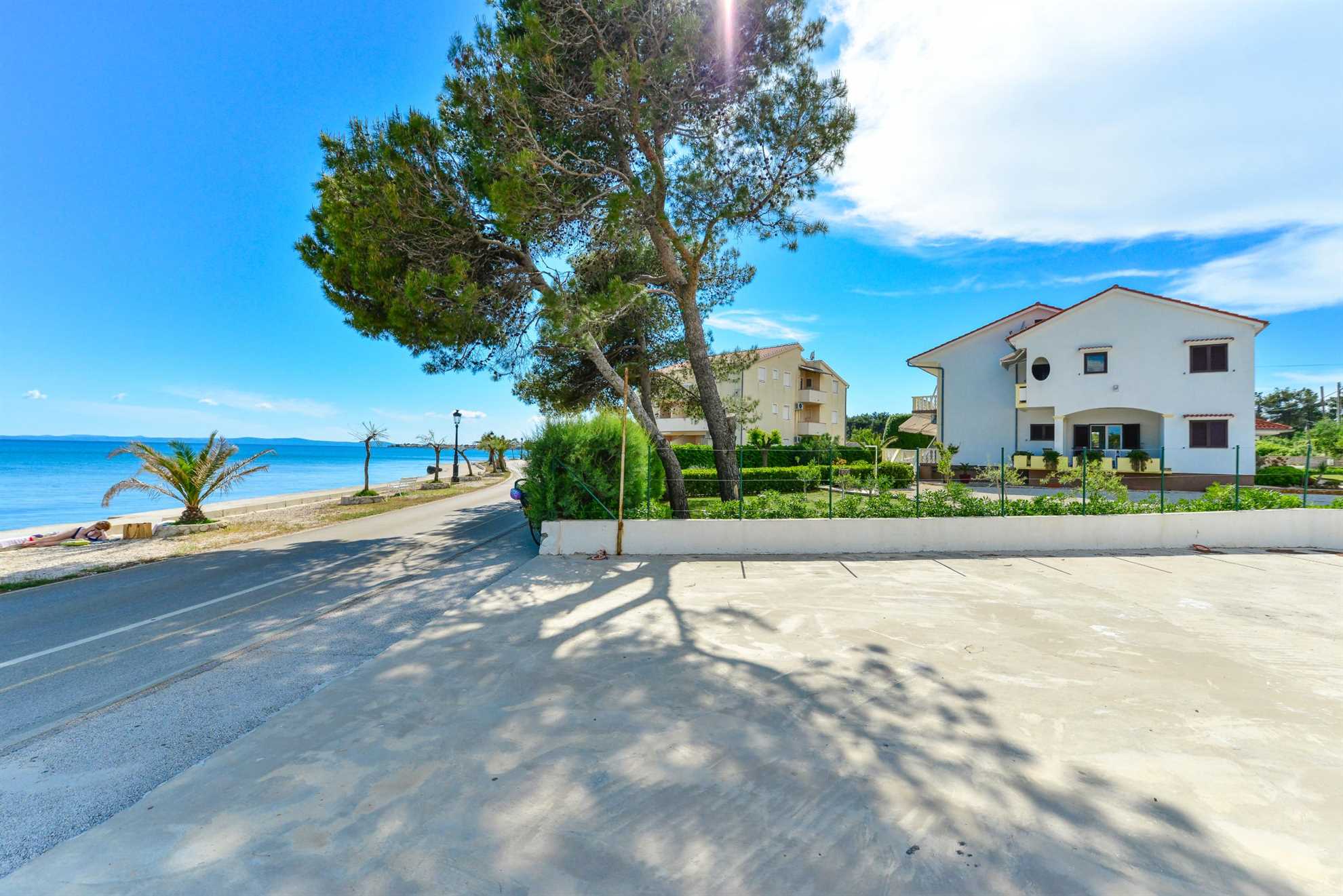 Ideal for 2 persons | apartment just 20 m from beach | BBQ, air conditioninig, WiFi, satellite TV