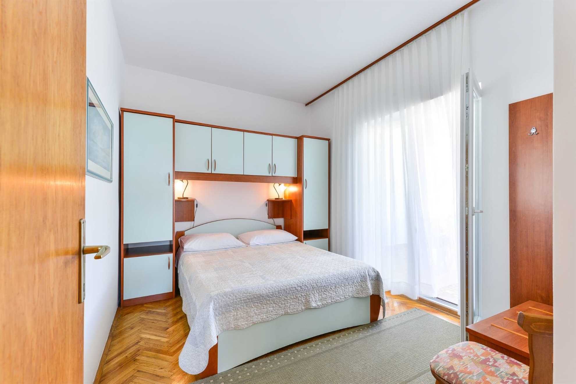 Ideal for 2 persons | apartment just 20 m from beach | BBQ, air conditioninig, WiFi, satellite TV