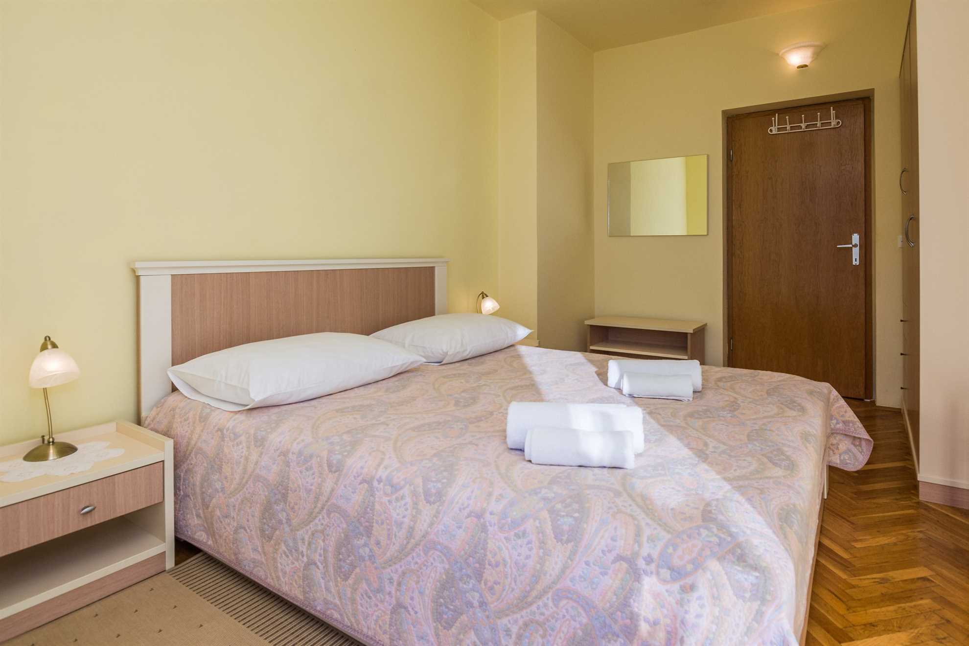Directly on beach | roofed and furnished balcony | for 4 persons