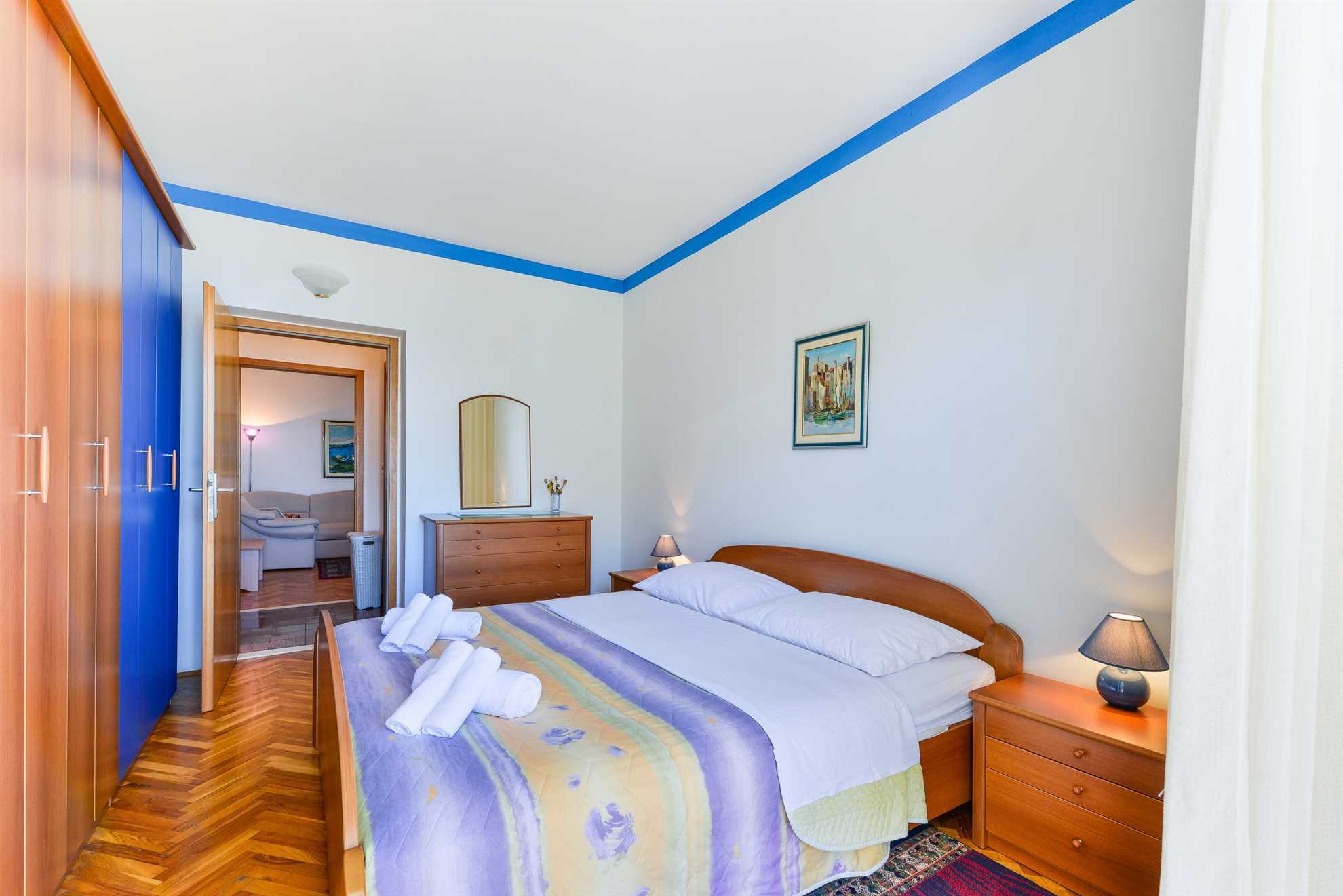 Fully equipped apartment | just 20 m from beach | ideal for 2-4 persons