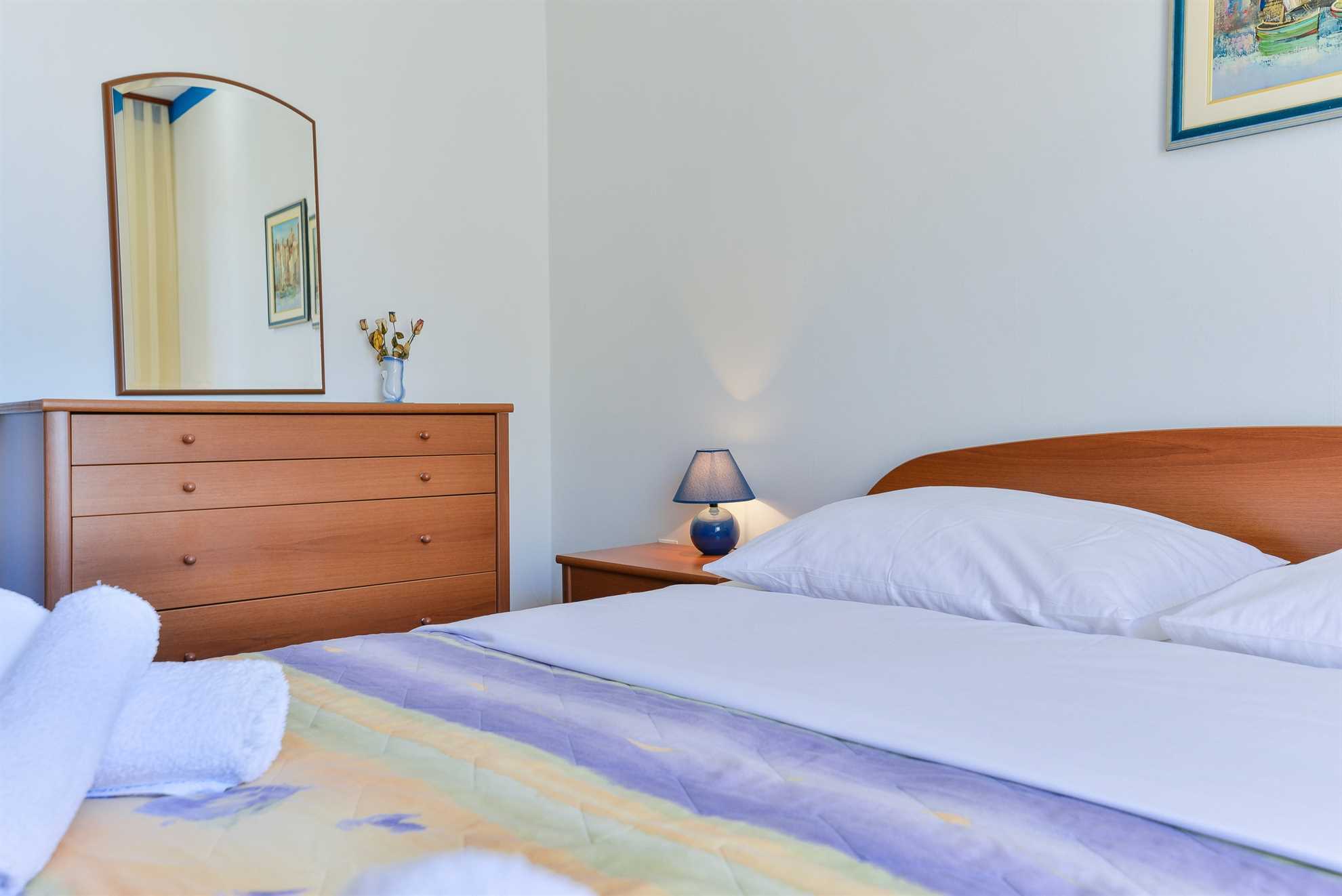 Fully equipped apartment | just 20 m from beach | ideal for 2-4 persons
