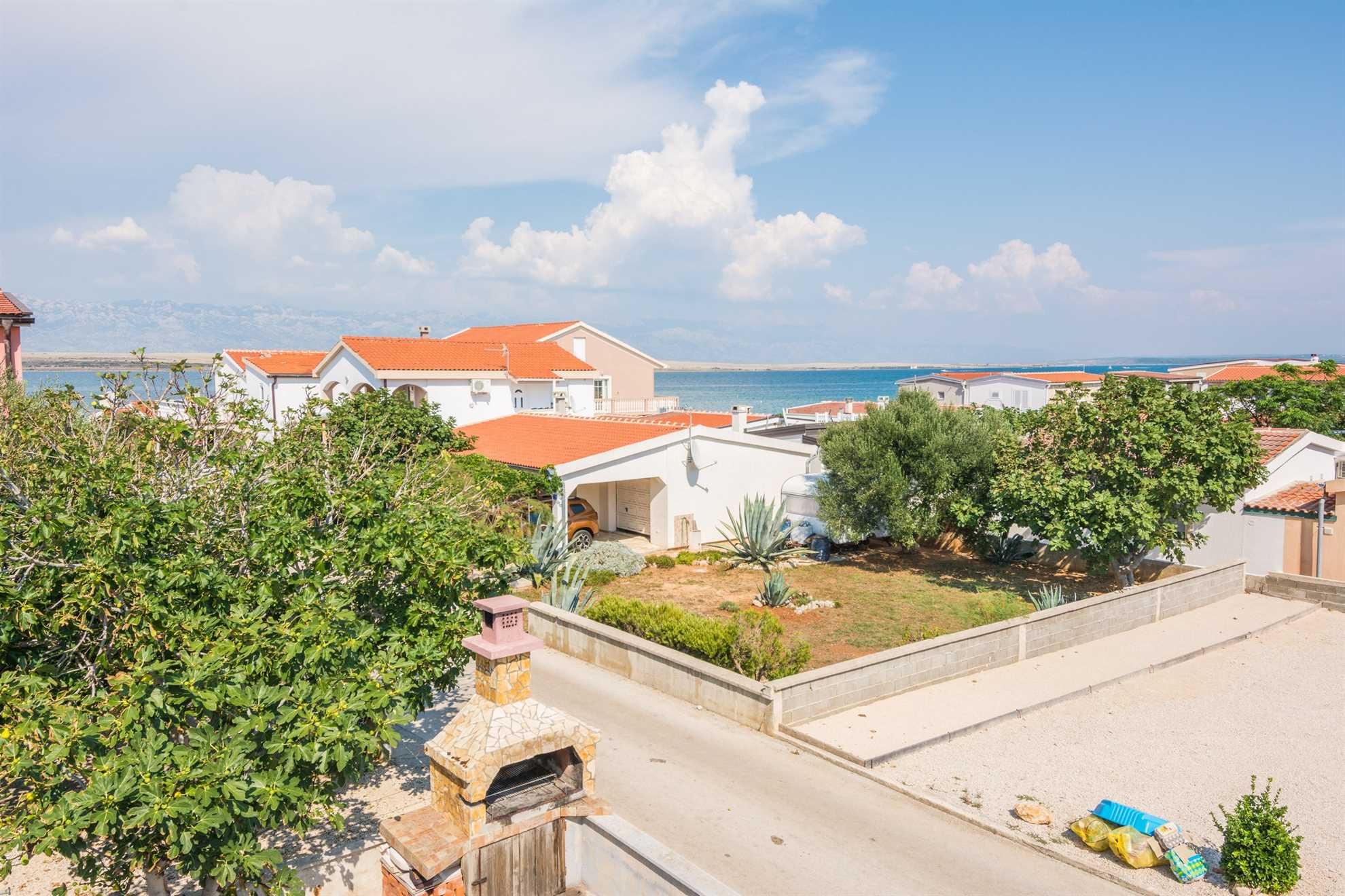 Apartment with sea view | just 70 m from beach | for 4 persons