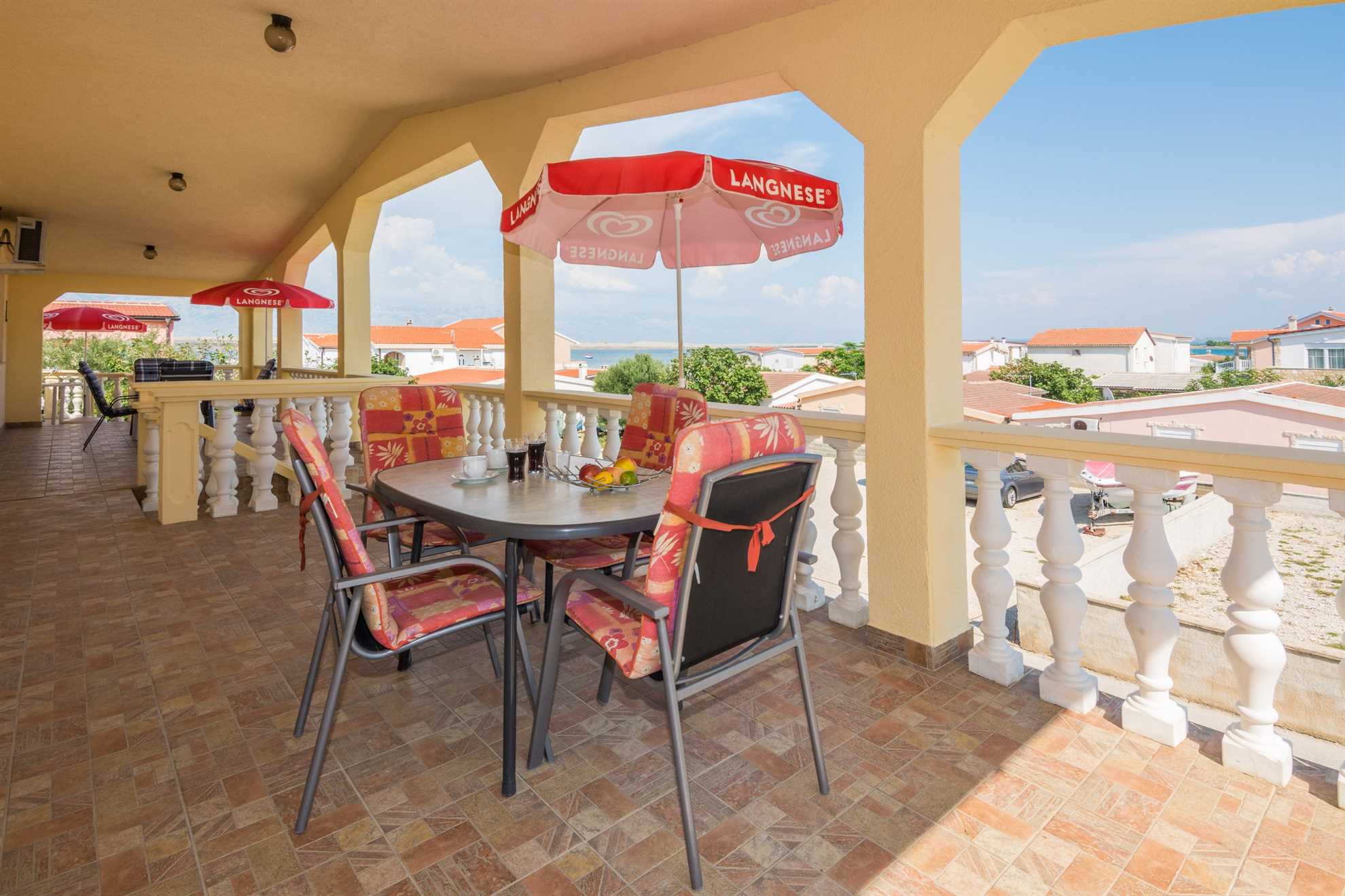 Apartment with sea view | just 70 m from beach | for 4 persons