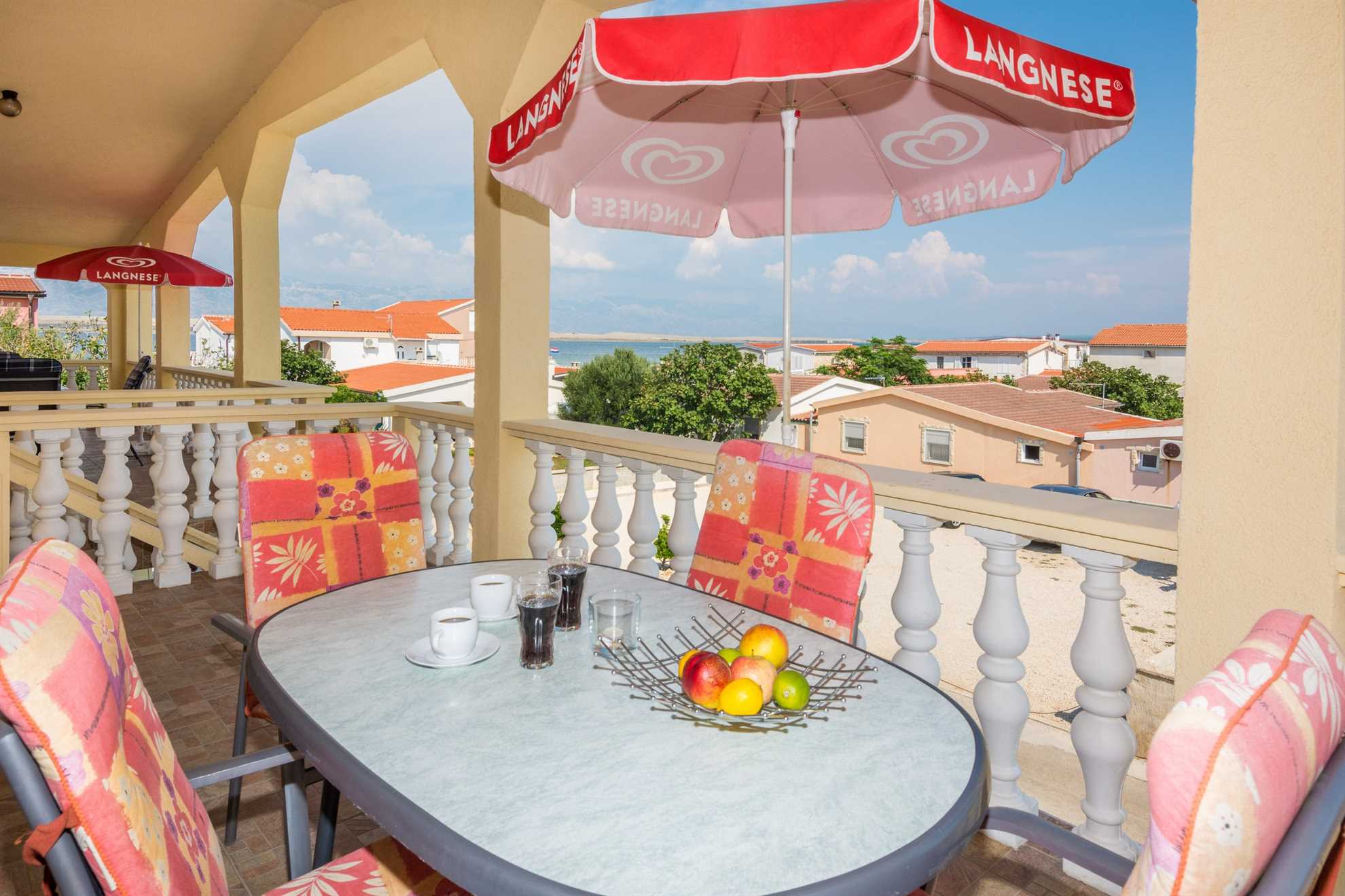 Apartment with sea view | just 70 m from beach | for 4 persons