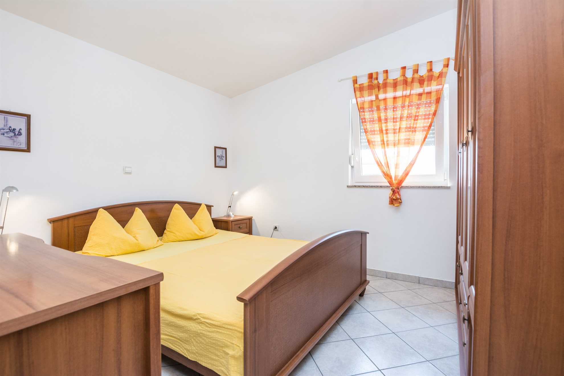Apartment with sea view | just 70 m from beach | for 4 persons