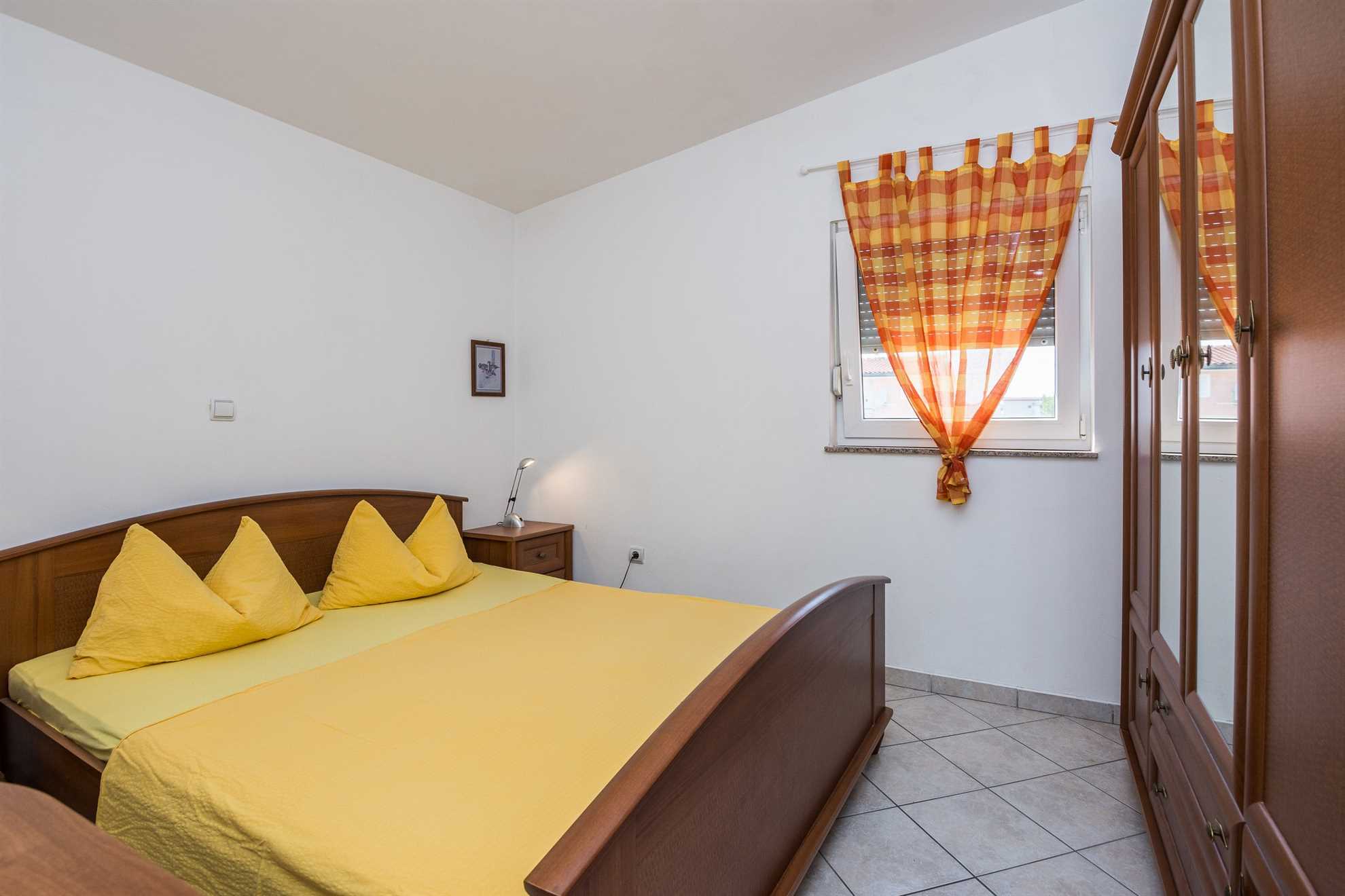 Apartment with sea view | just 70 m from beach | for 4 persons