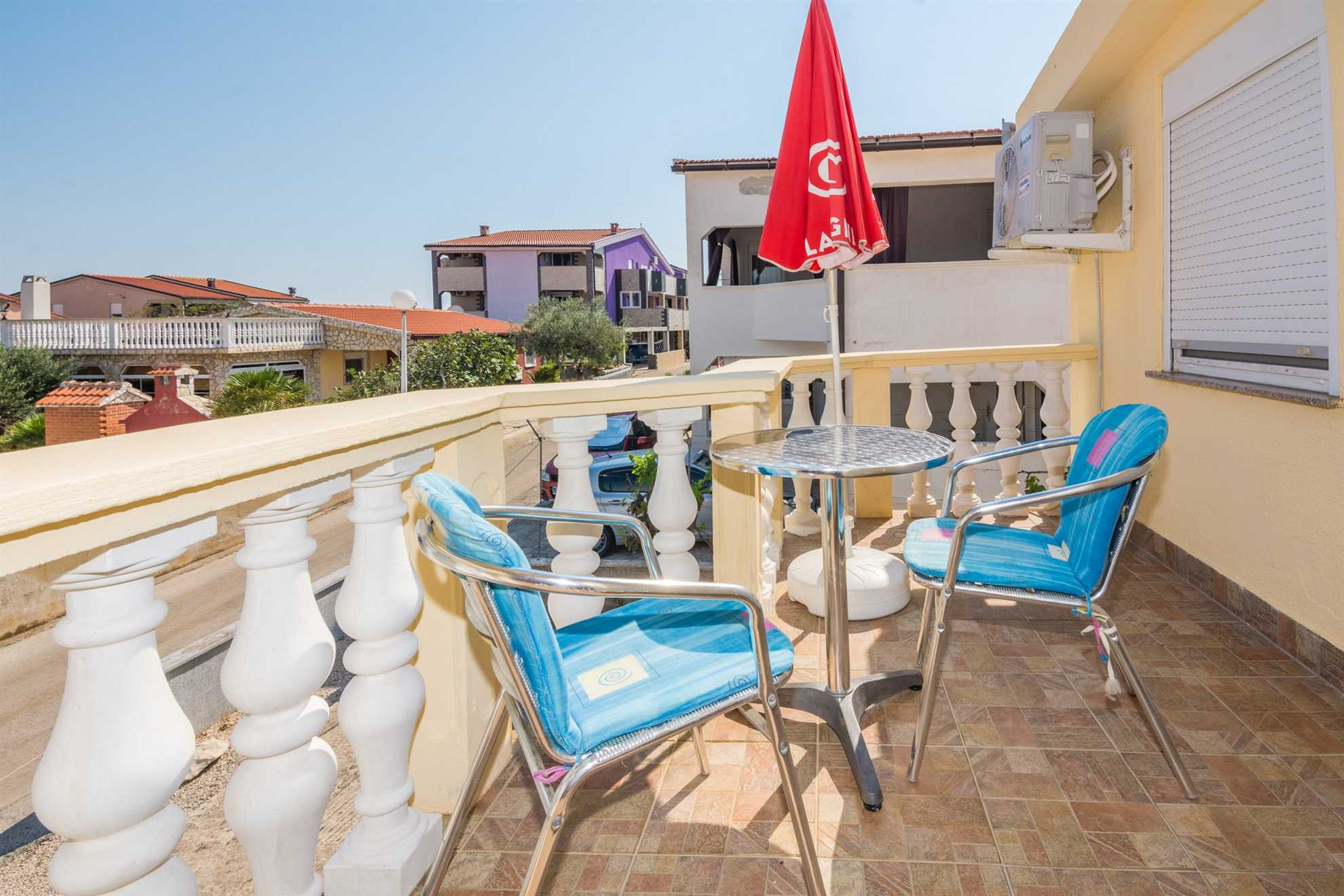 Studio apartment for 2 persons | with sea view | just 70 m from beach