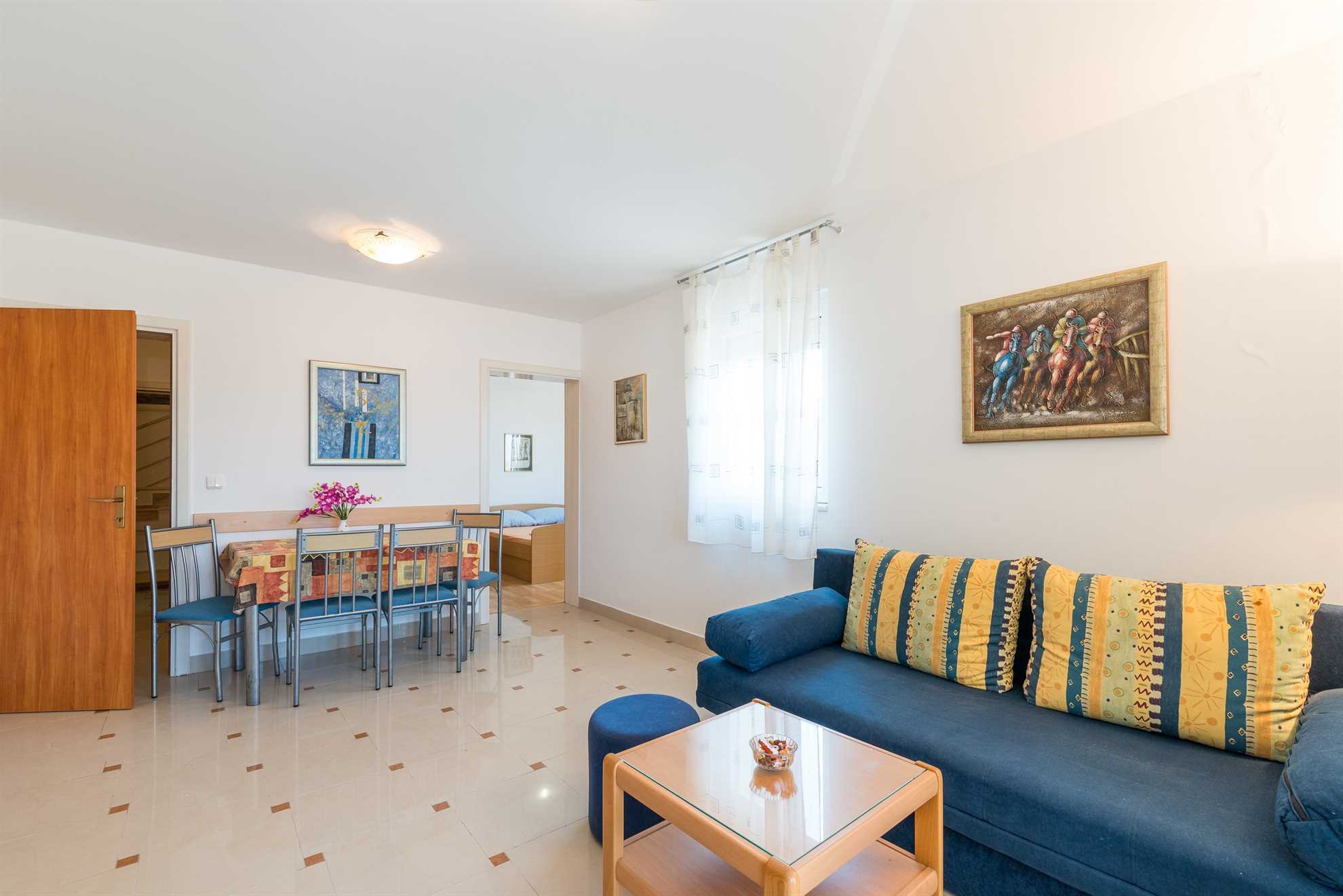 Just 70 m from the beach | apartment for 2-4 persons | with sea view