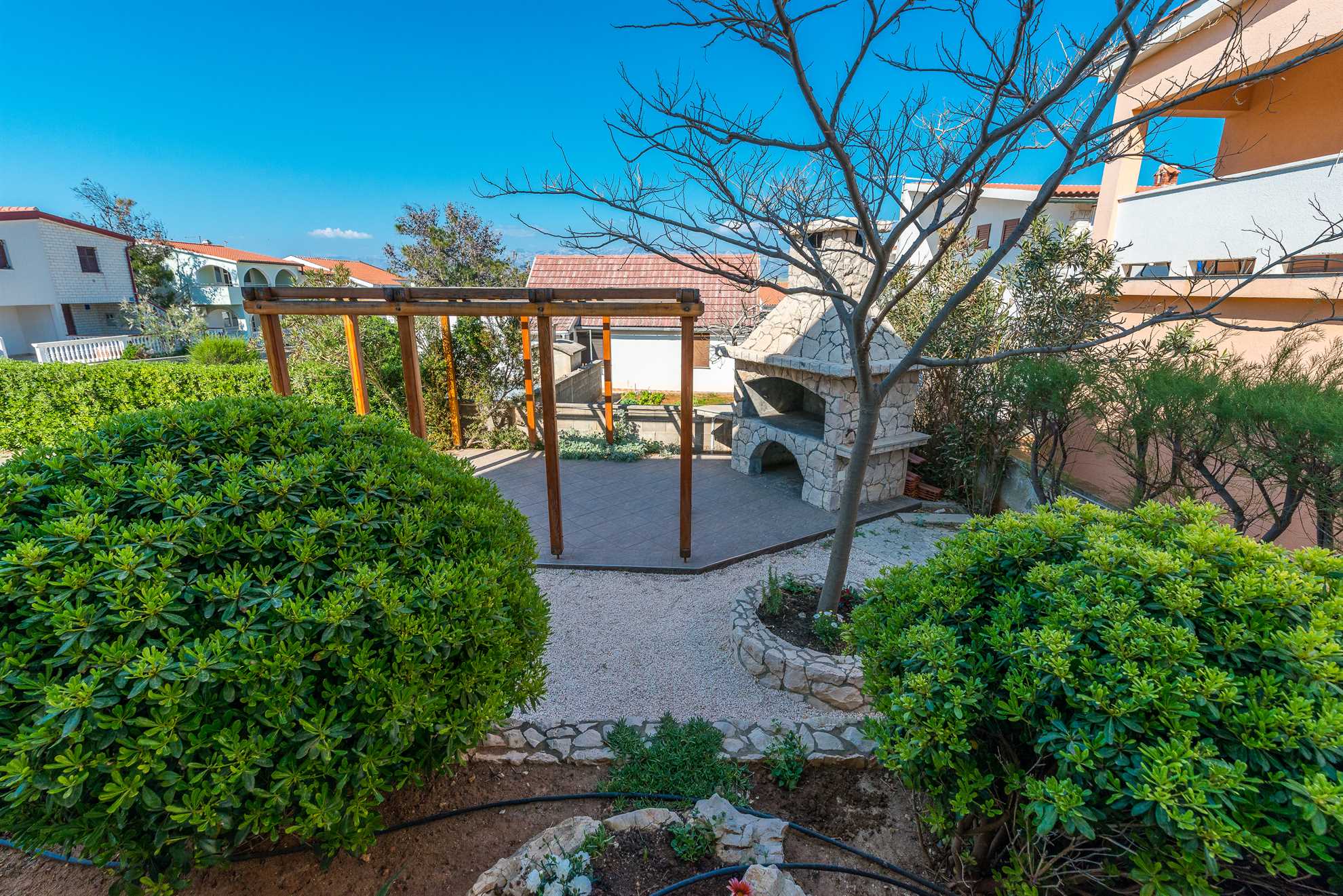 Apartment just 70 m from beach | sea view | air conditioning, WiFi, satellite TV, BBQ