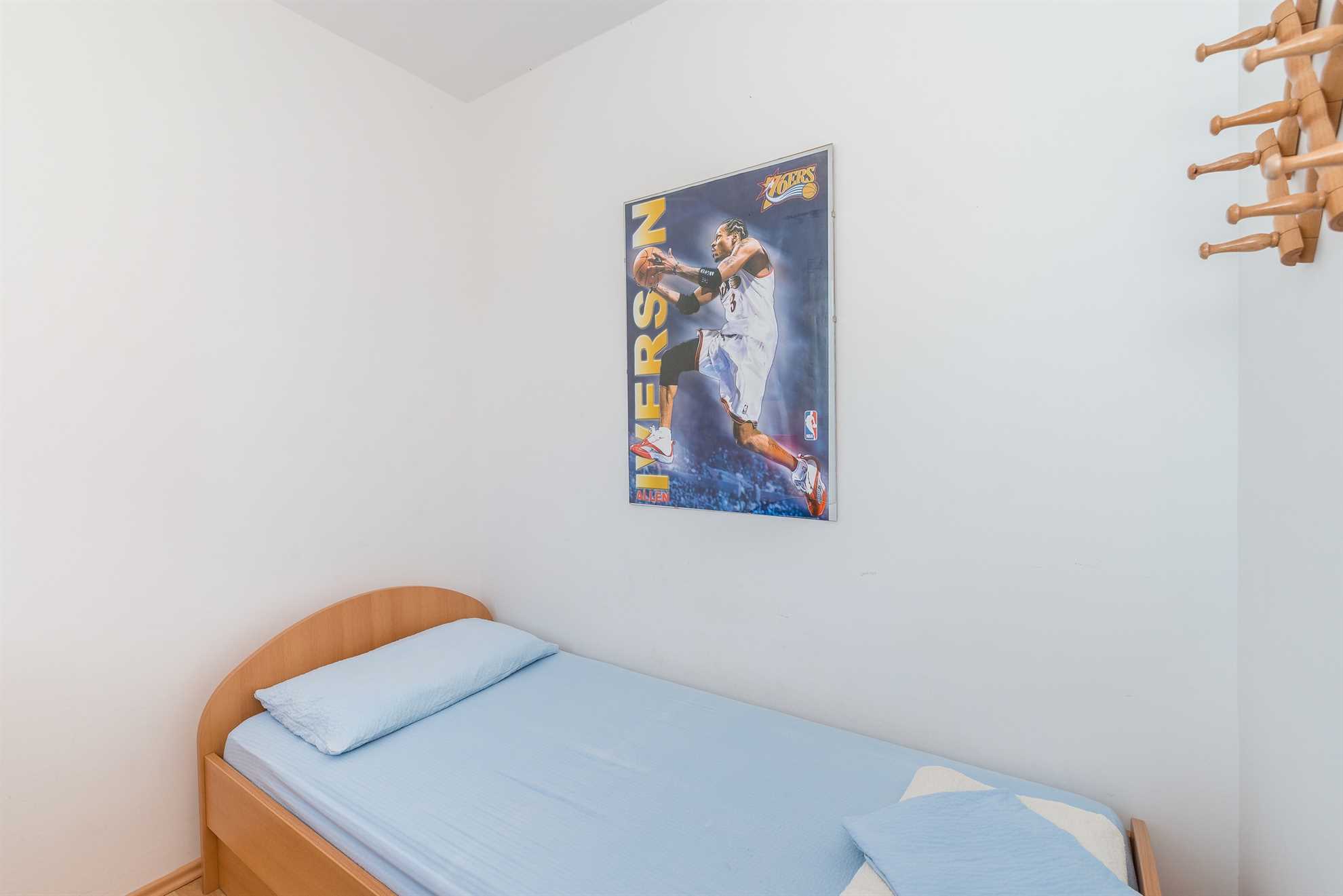 Apartment for 4-6 persons | just 70 m from beach | with sea view
