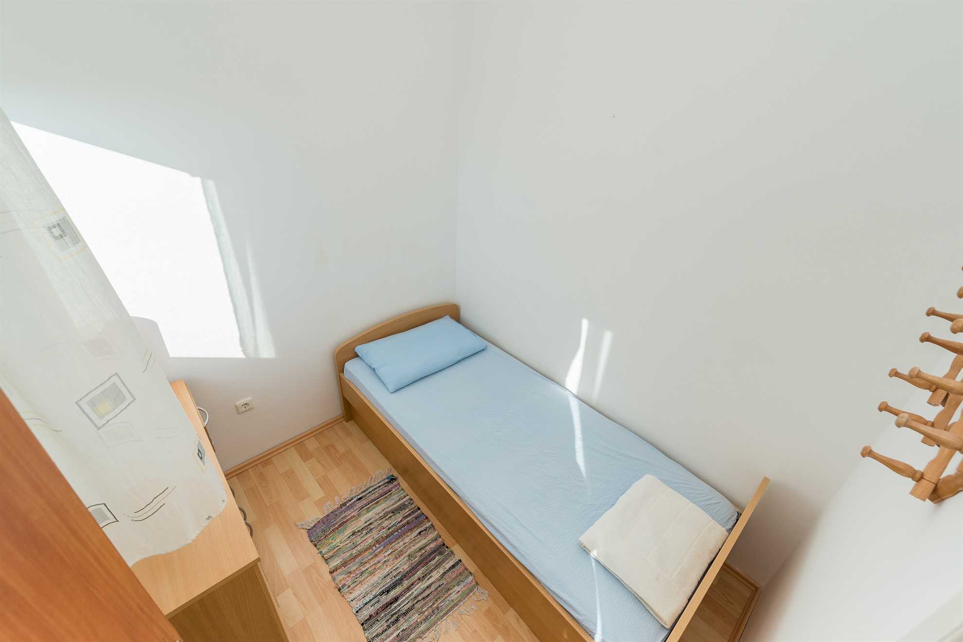 Apartment ideal for family | for 4-6 persons | with sea view | just 70 m from beach