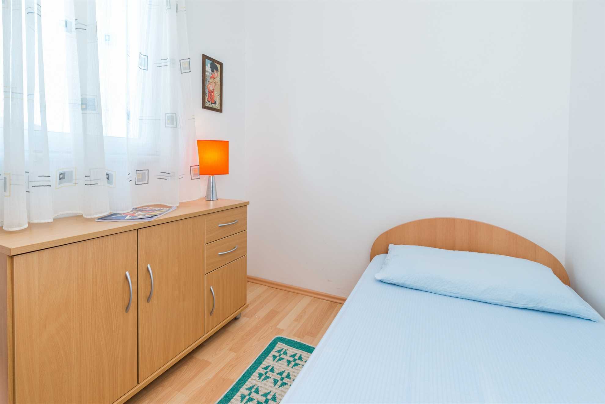 Apartment ideal for family | for 4-6 persons | with sea view | just 70 m from beach