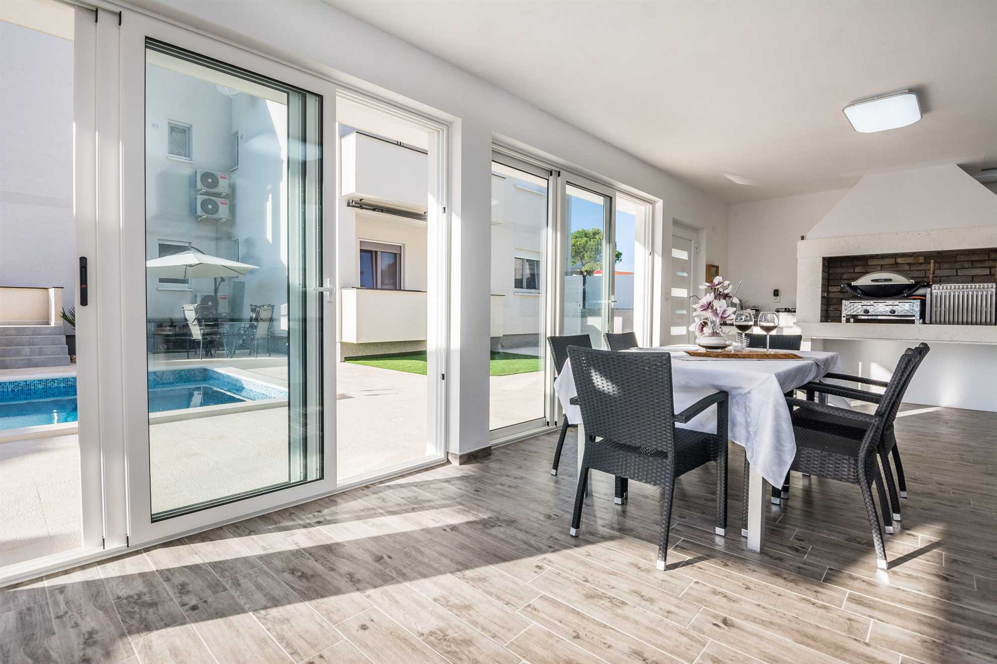 Luxorious apartment | 4 stars | sea view | for 4 persons