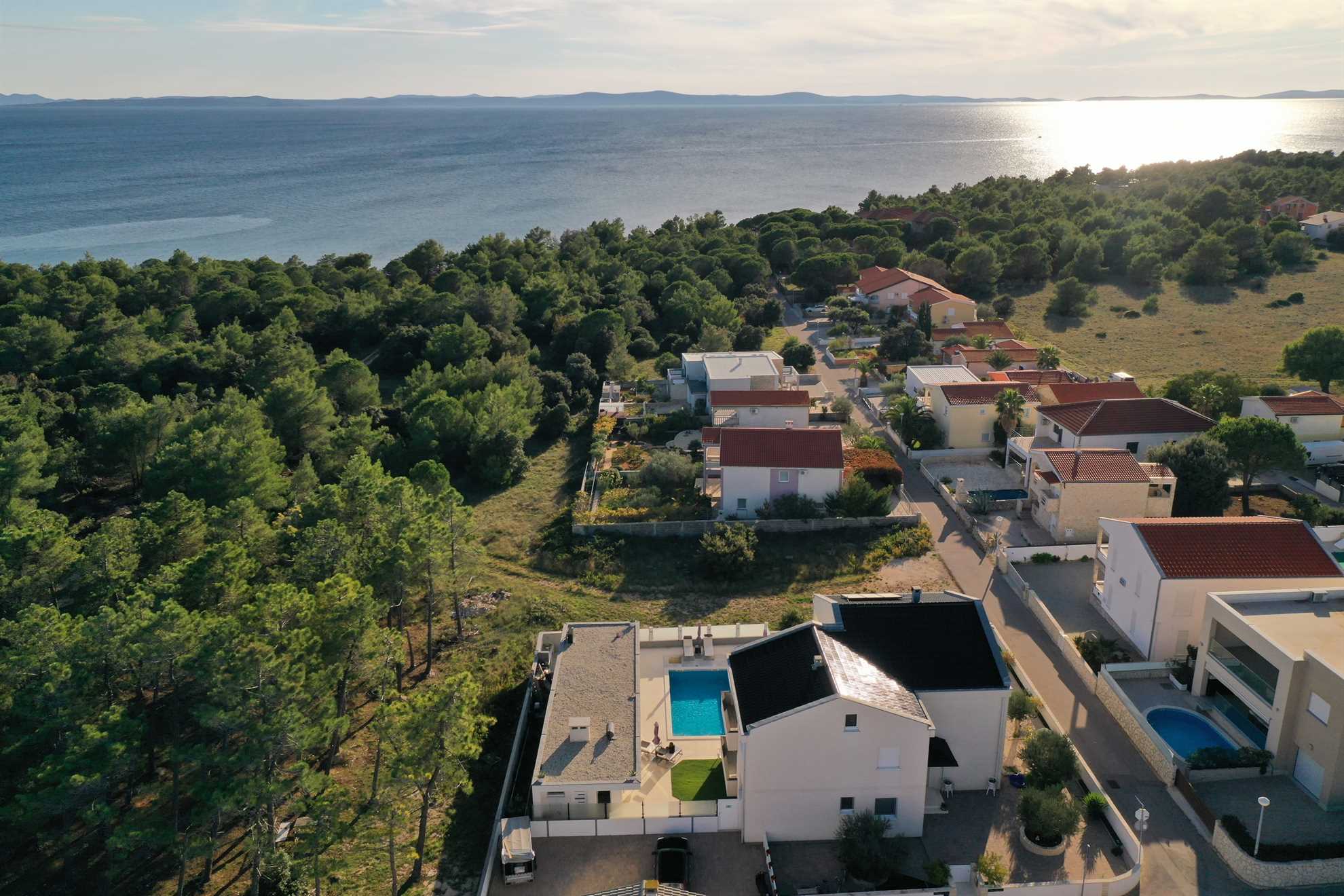 4 stars apartment | luxurious with pool | for 4 persons and with sea view