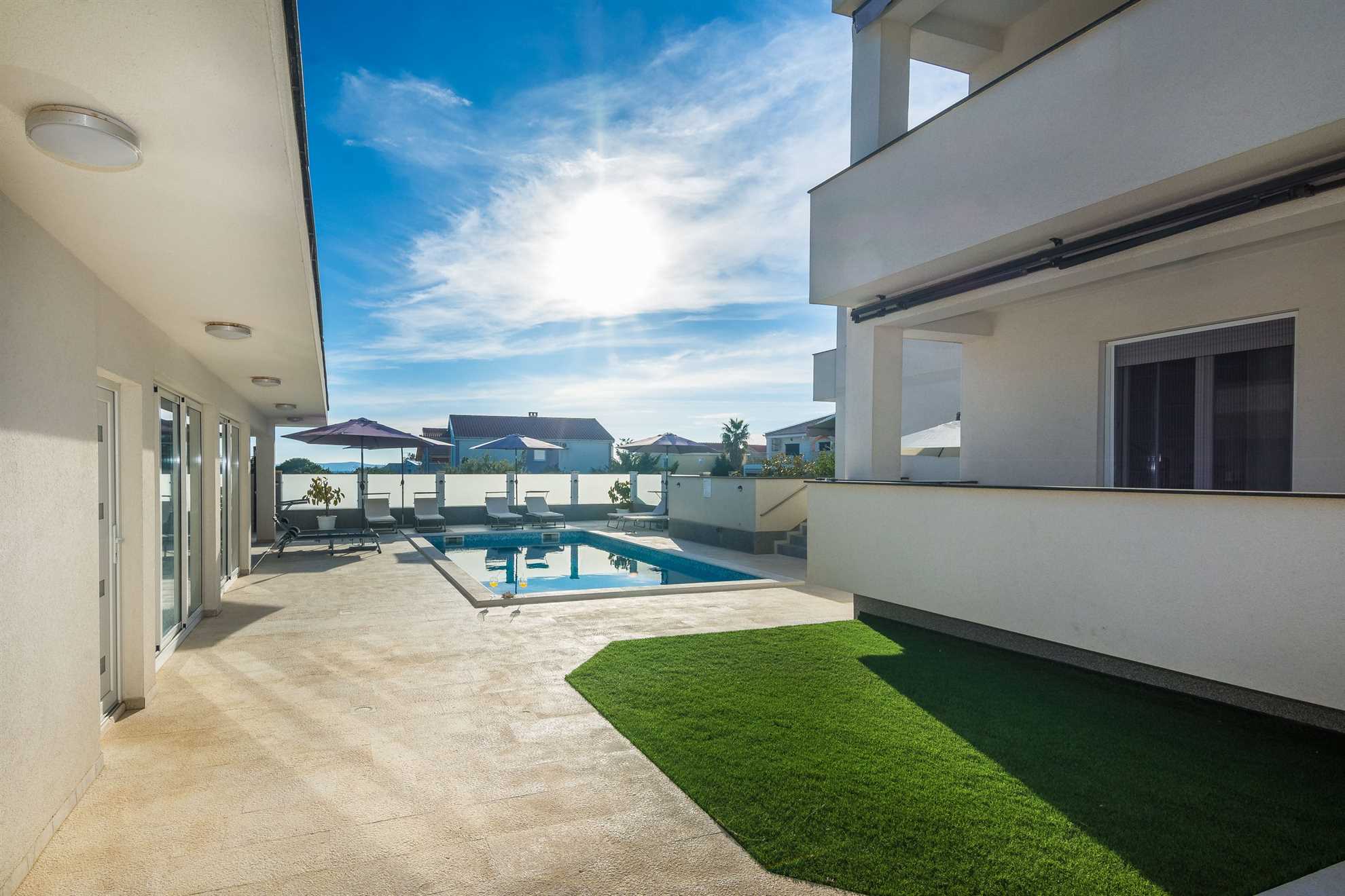 4 stars apartment | luxurious with pool | for 4 persons and with sea view