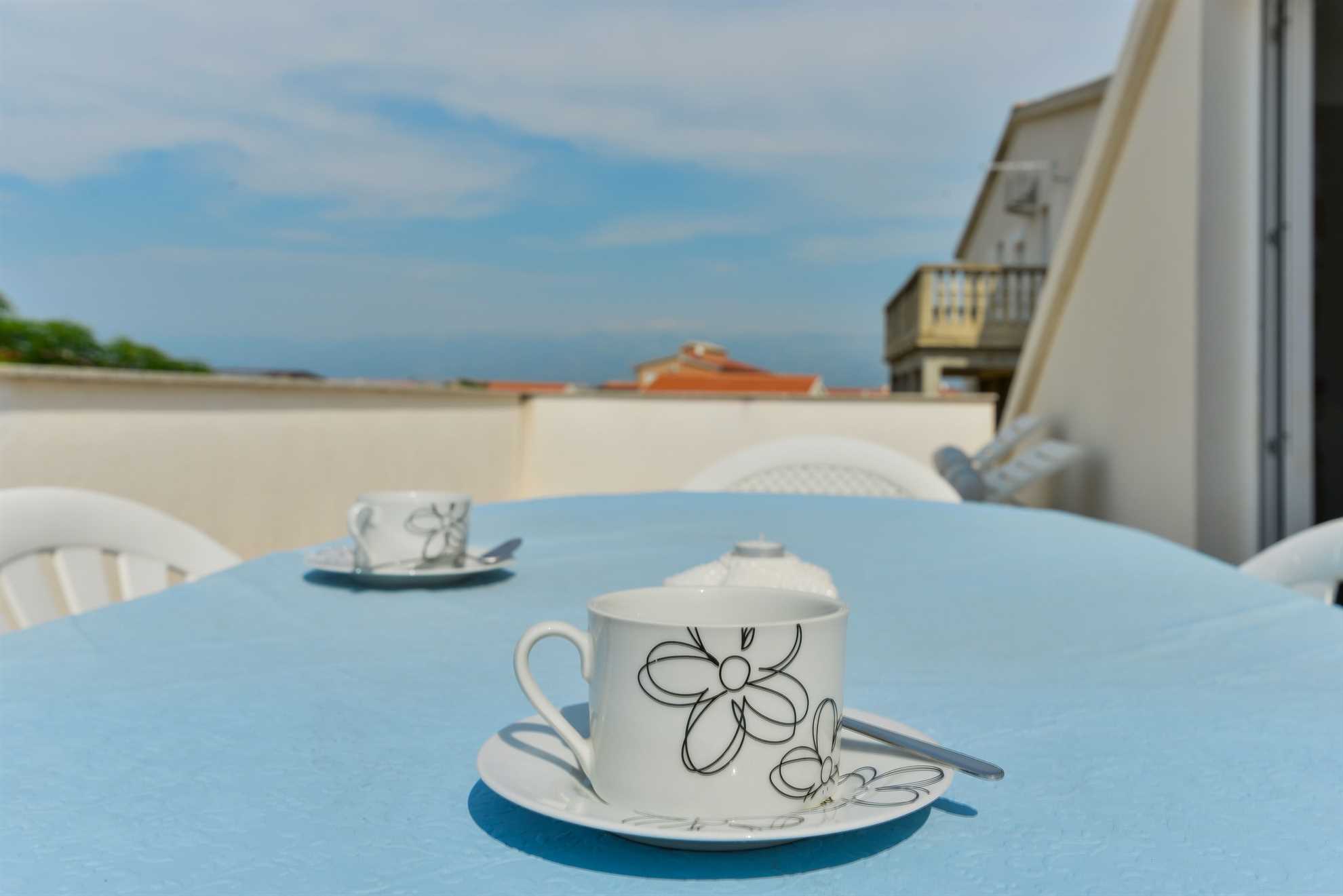 Apartman za 2-4 osobe | Roštilj, WiFi, klima | 100 m od plaže