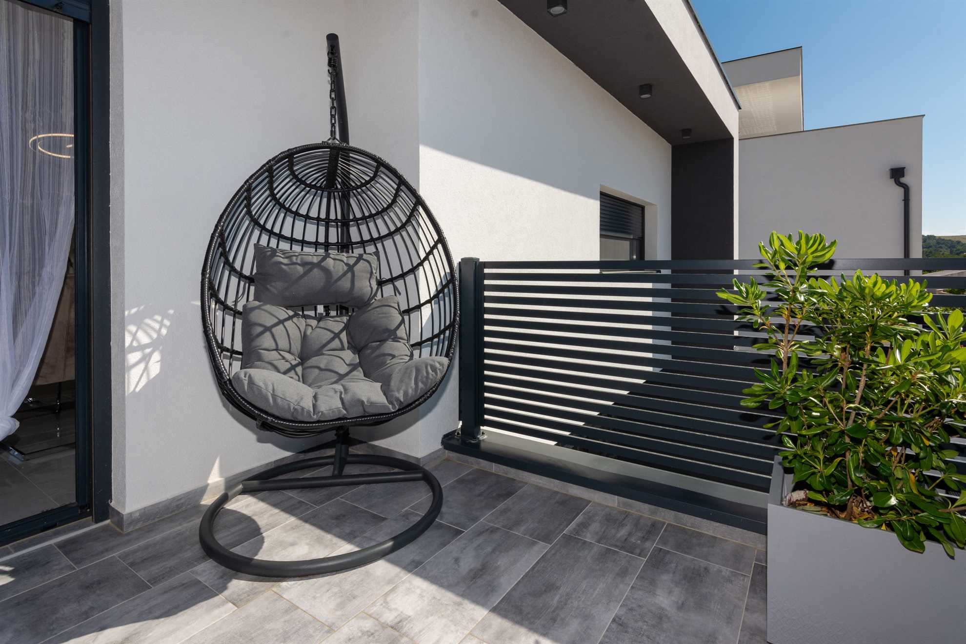 4 stars | Ideal for 4-5 persons  |Luxorious apartment