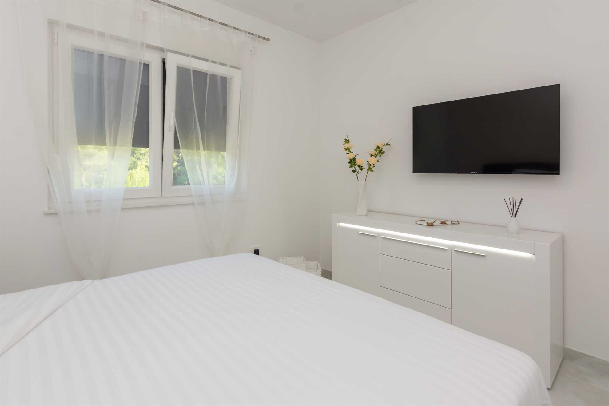 4 stars | Ideal for 4-5 persons  |Luxorious apartment