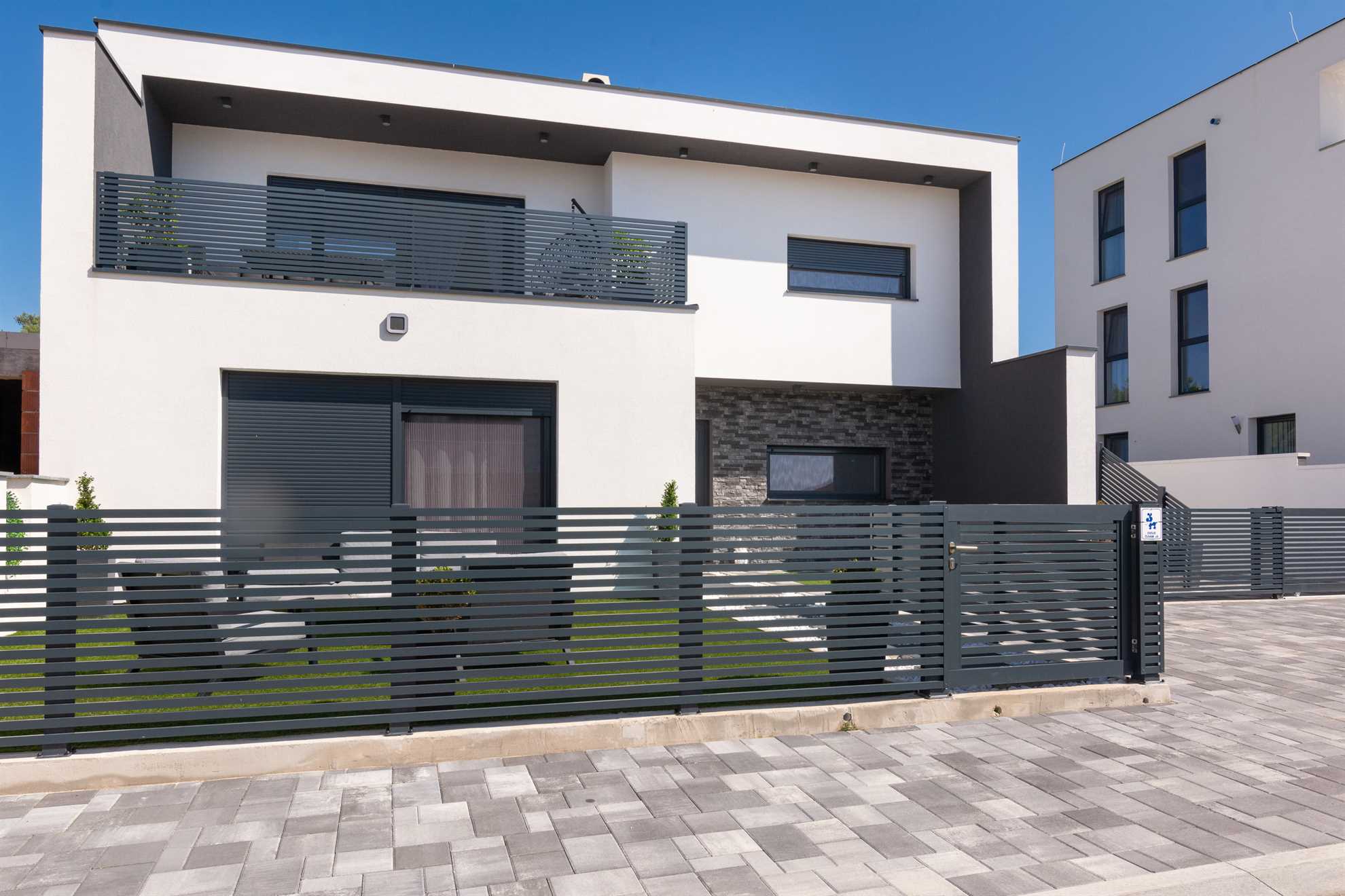 4 stars | Ideal for 4-5 persons  |Luxorious apartment