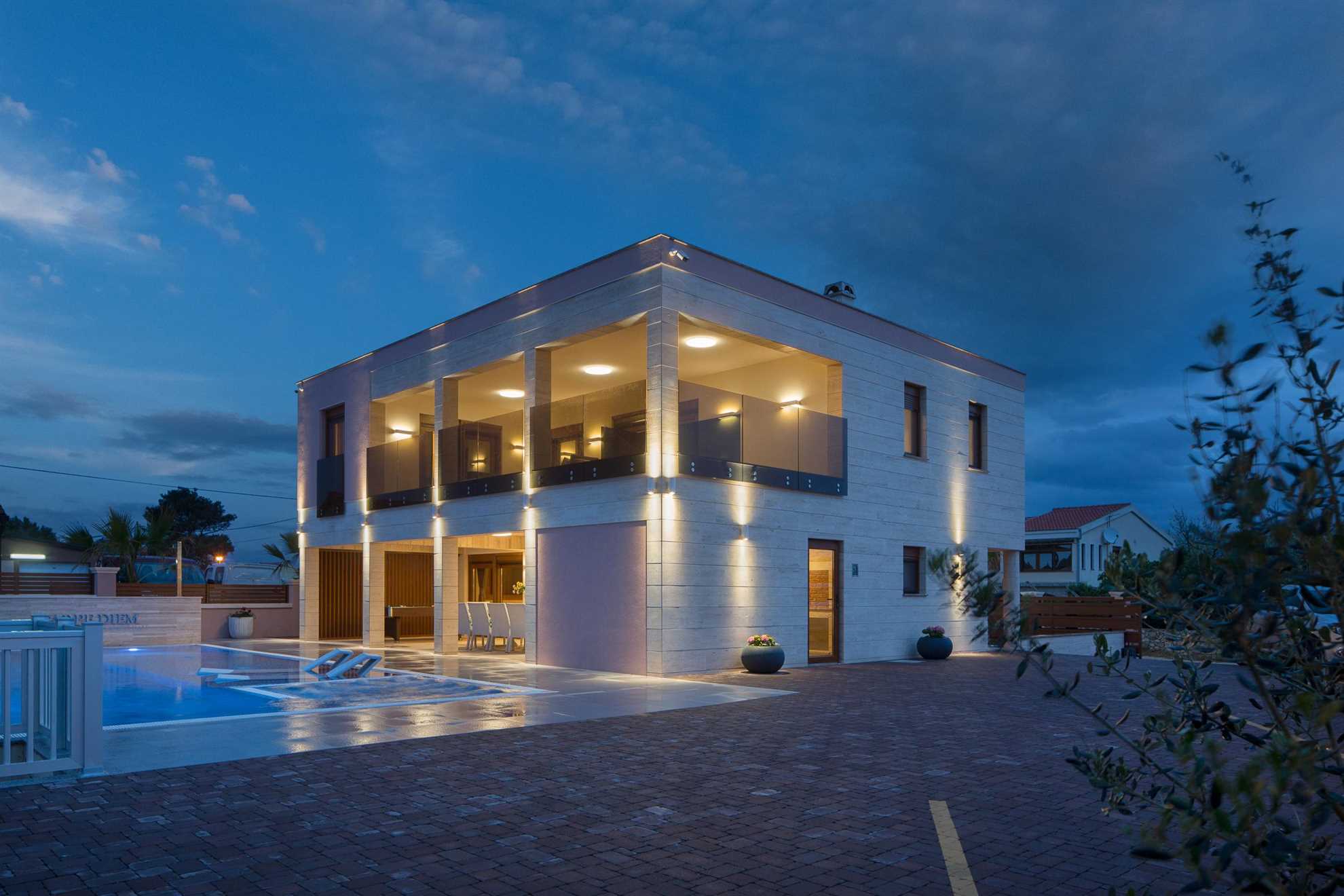 5 stars 250 m2 LUX Villa | pool, jacuzzi, sauna |  for 8-10 persons