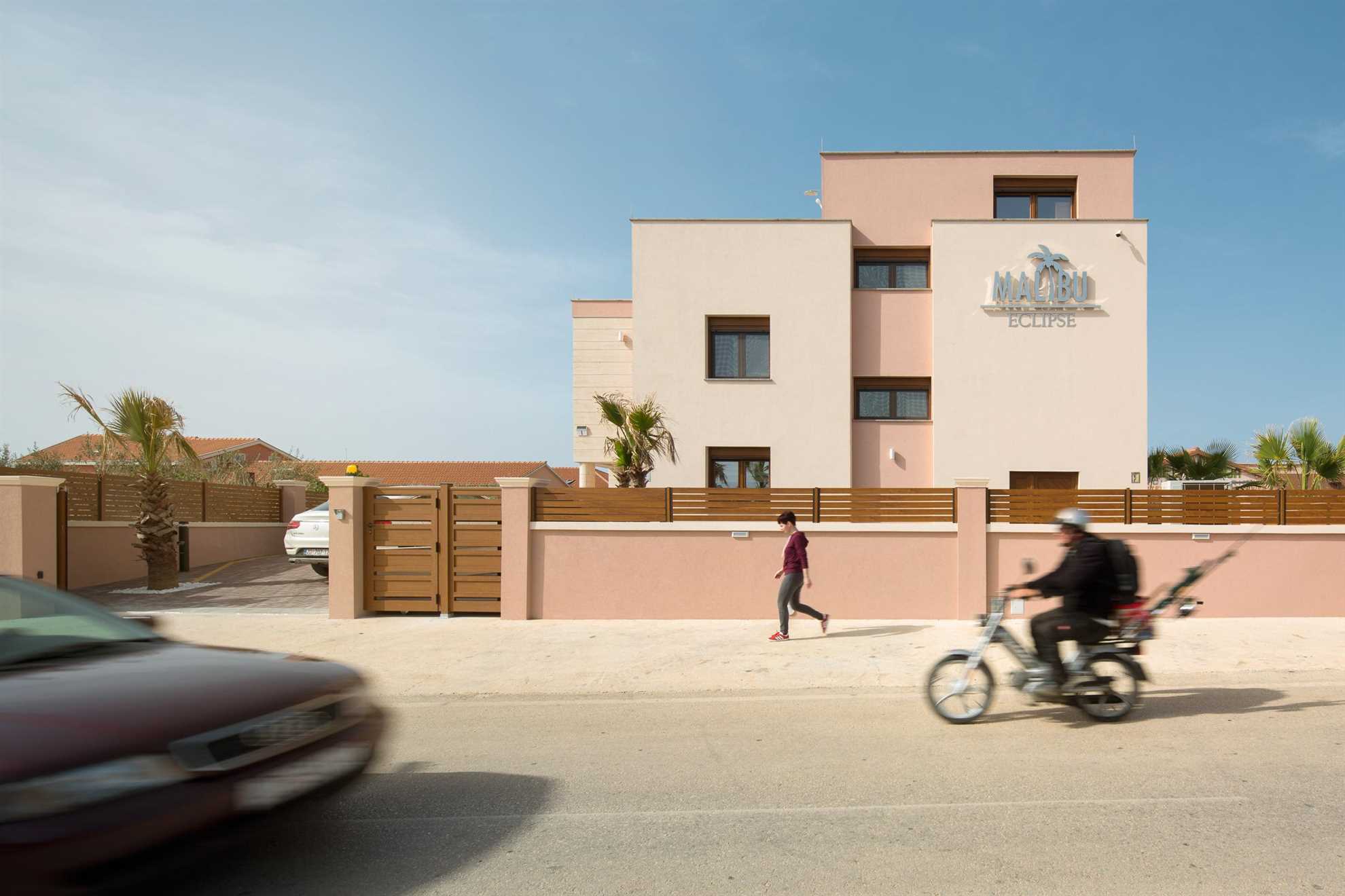 5 stars 250 m2 LUX Villa | pool, jacuzzi, sauna |  for 8-10 persons