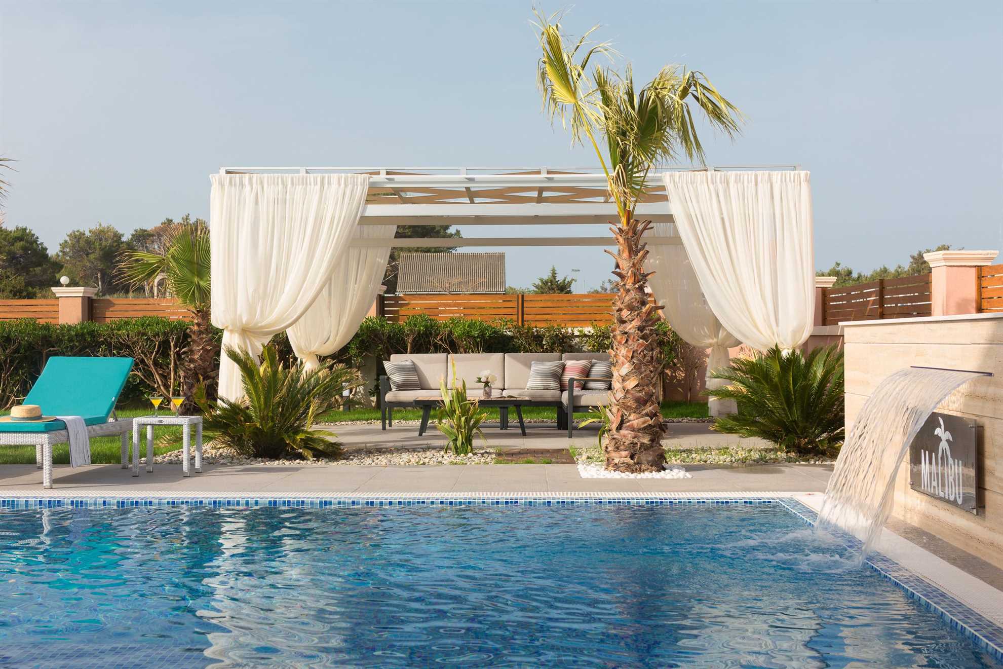 5 stars 250 m2 LUX Villa | pool, jacuzzi, sauna |  for 8-10 persons