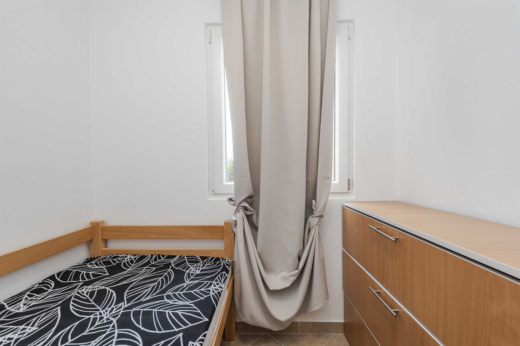Apartmant just 100 m from beach | for 2-4 persons | air conditioning, Wi-Fi, BBQ
