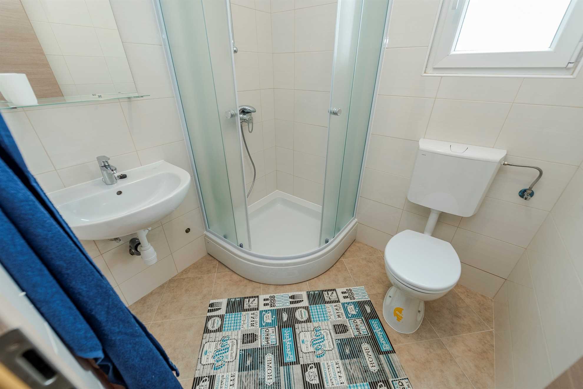Apartmant just 100 m from beach | for 2-4 persons | air conditioning, Wi-Fi, BBQ