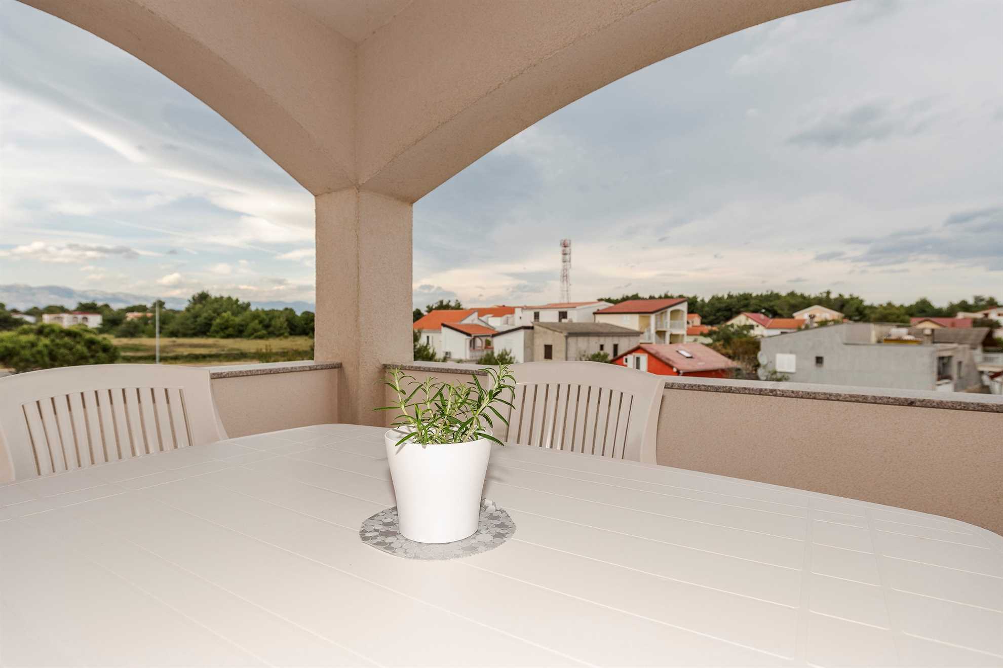 Apartmant just 100 m from beach | for 2-4 persons | air conditioning, Wi-Fi, BBQ