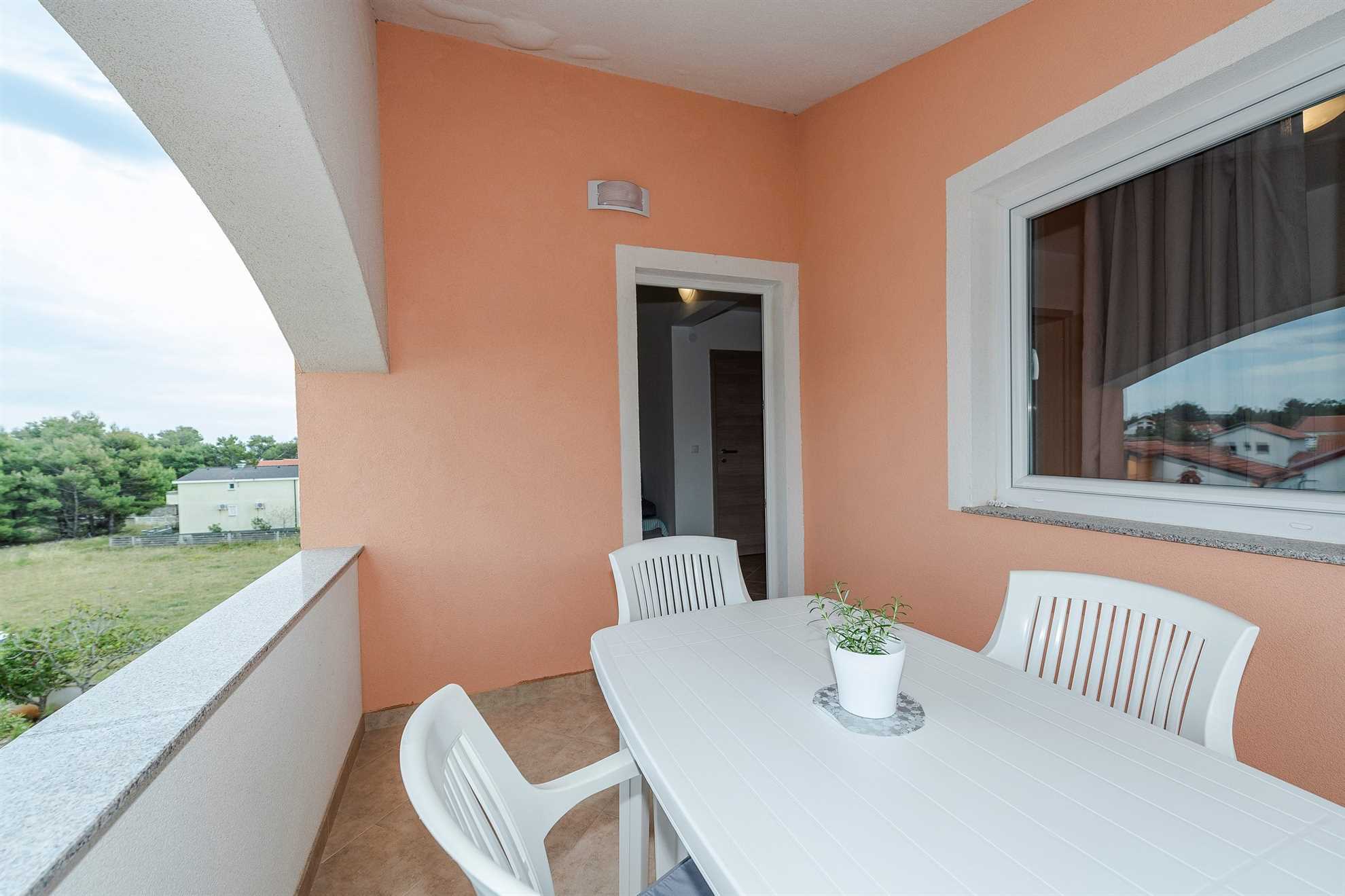 Apartmant just 100 m from beach | for 2-4 persons | air conditioning, Wi-Fi, BBQ