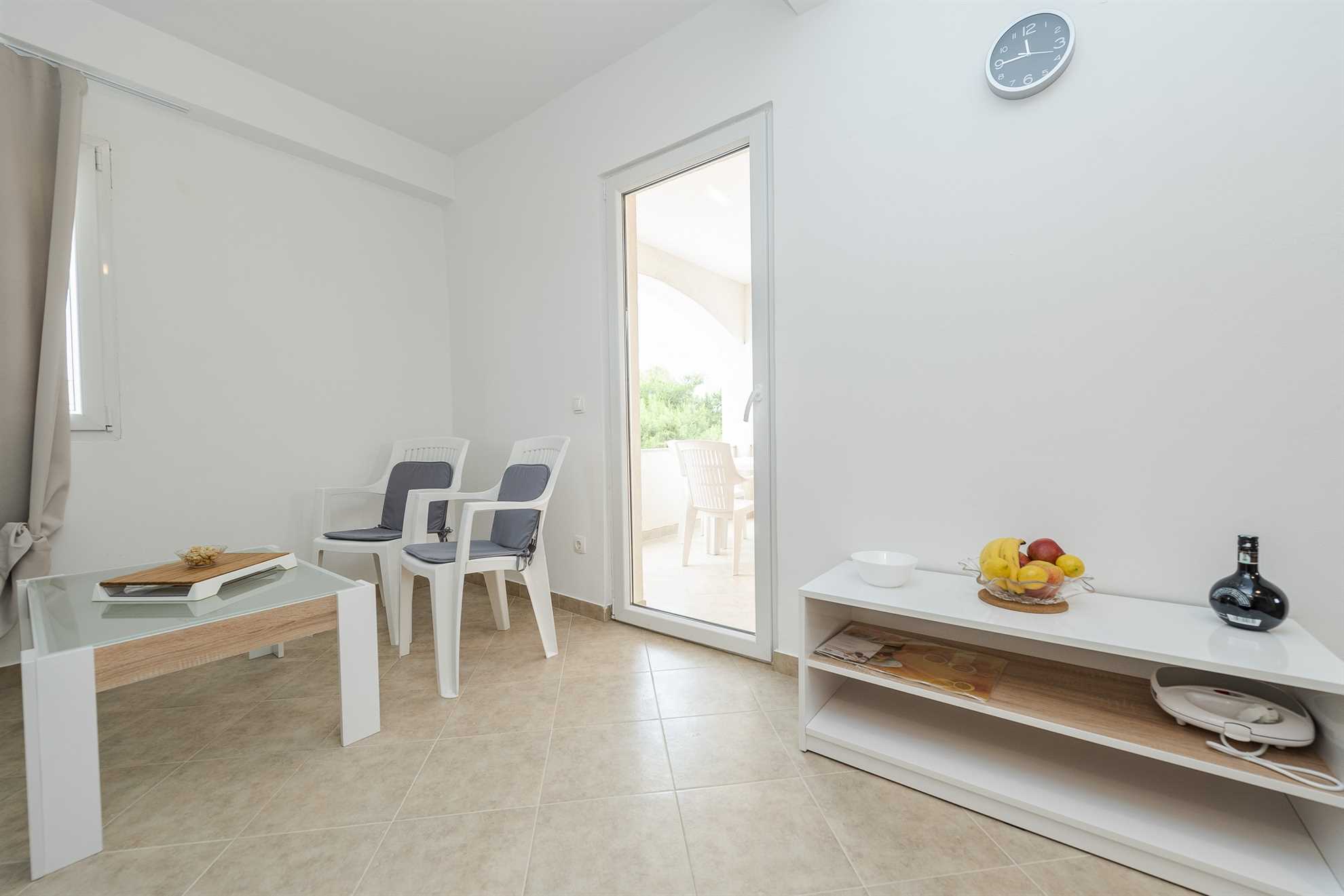 Apartment fully equipped | for 4 persons | just 100 m from beach