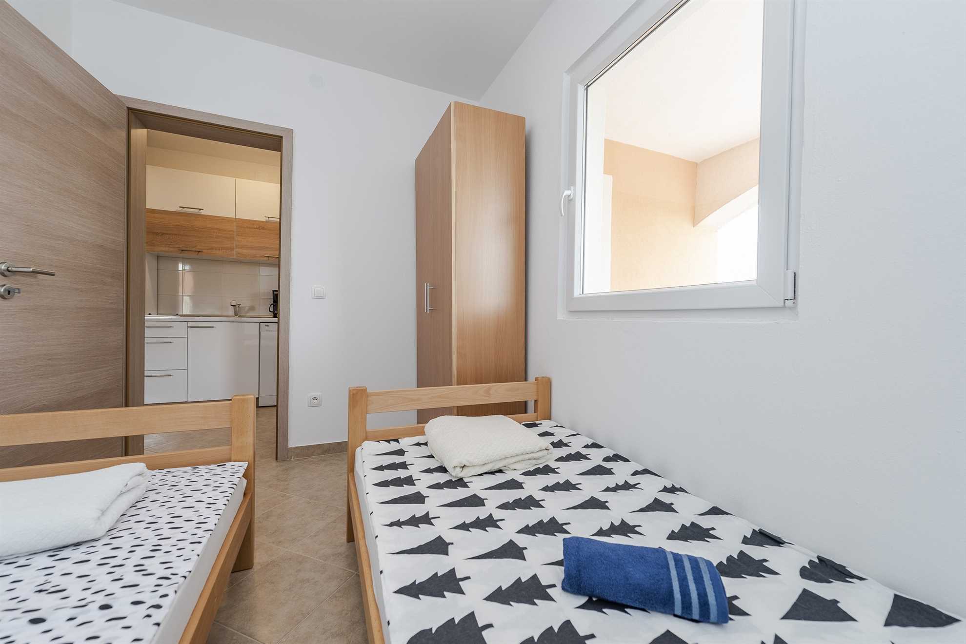 Apartment fully equipped | for 4 persons | just 100 m from beach