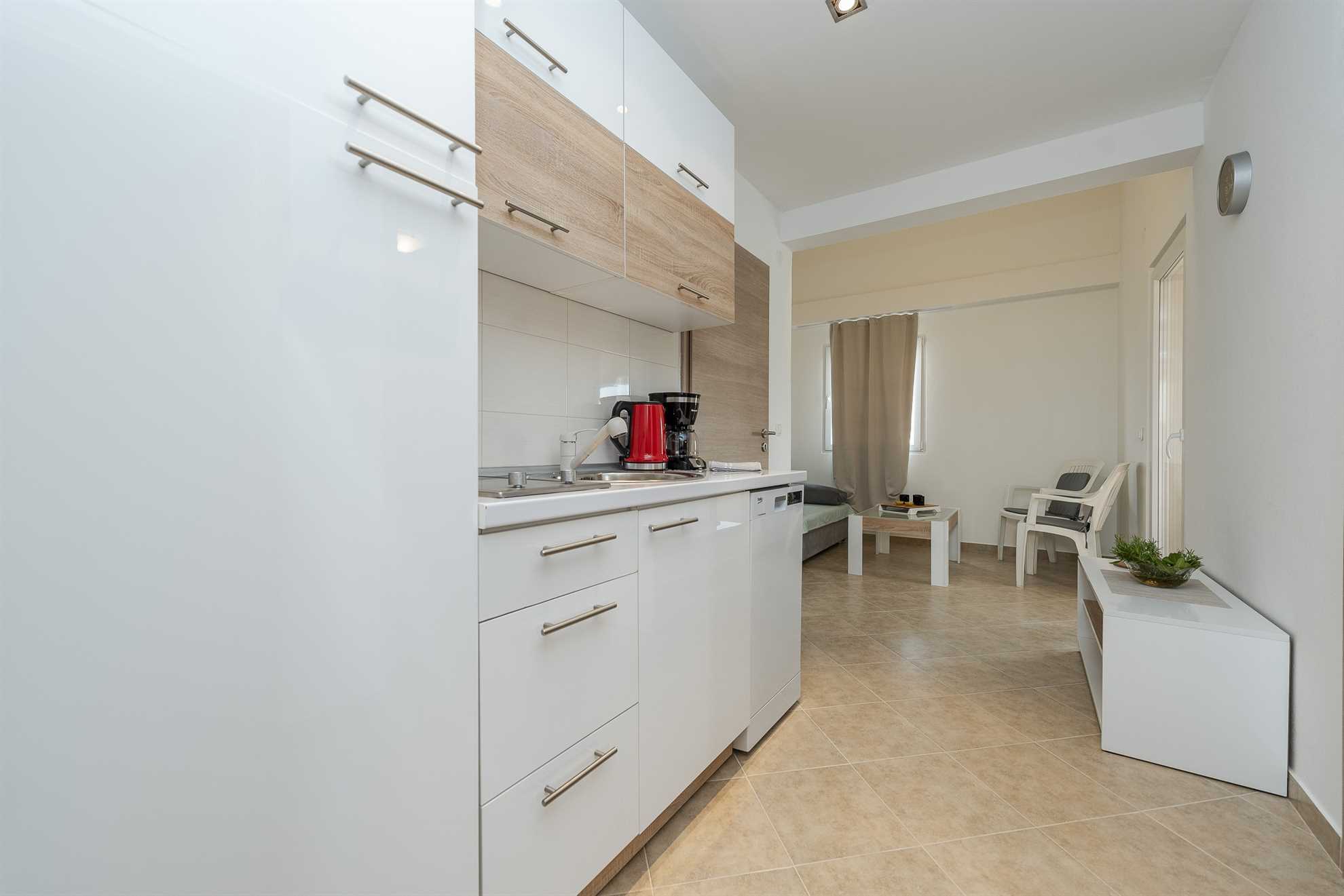 3 stars apartment | 100 m from sea and beach