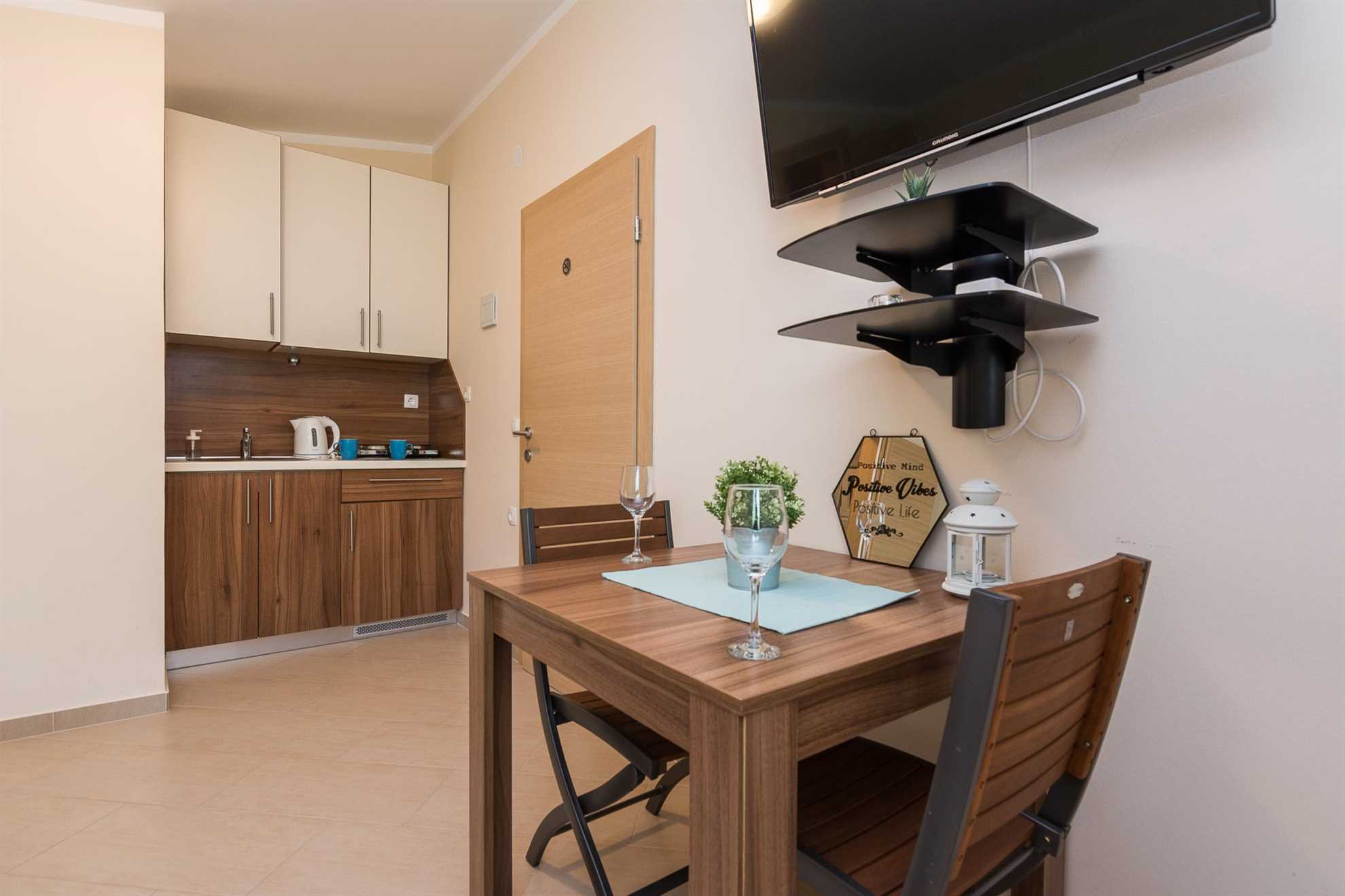 Apartment in a quiet area | for 2 persons | 250 m from beach