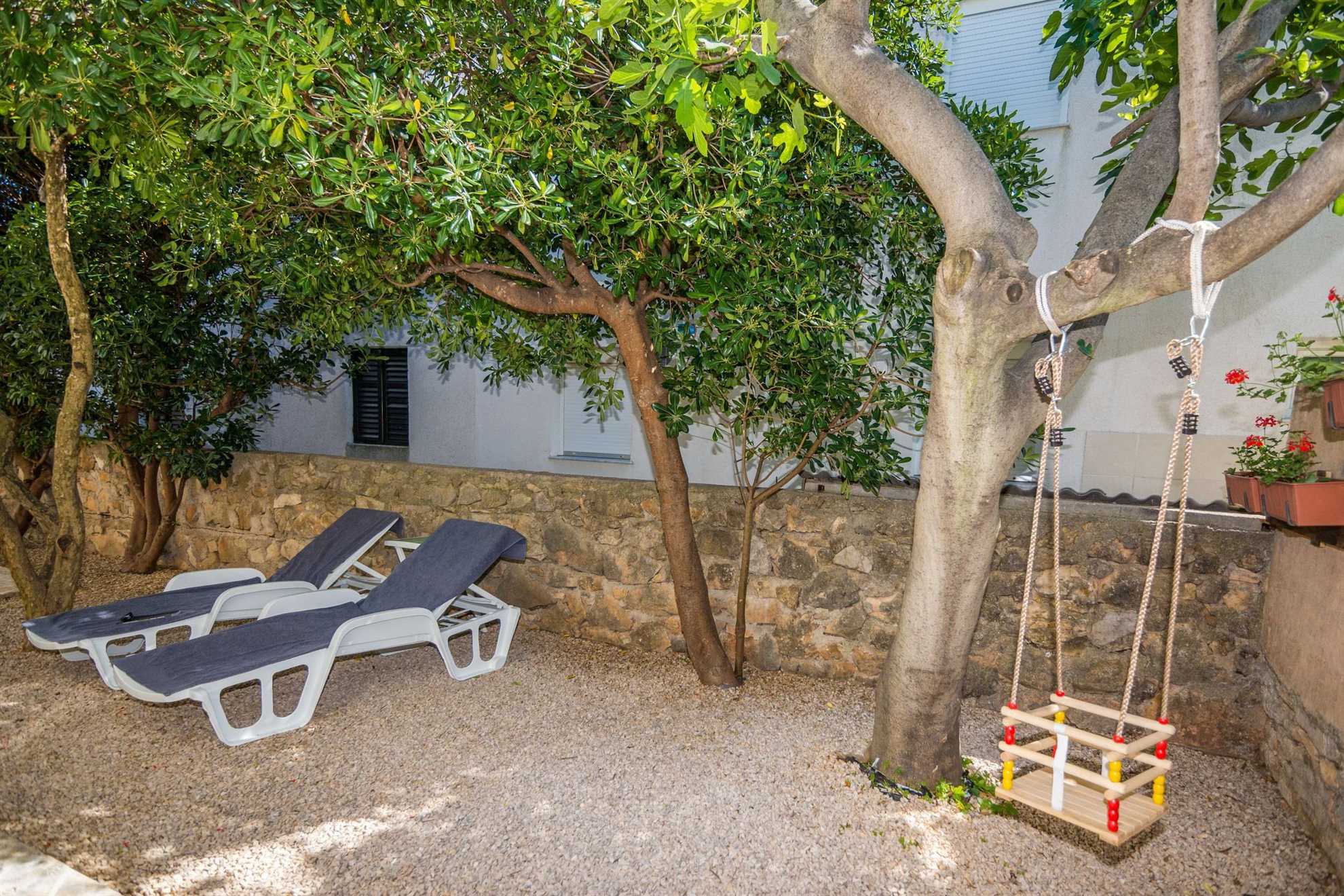 Apartment in a quiet area | for 2 persons | 250 m from beach