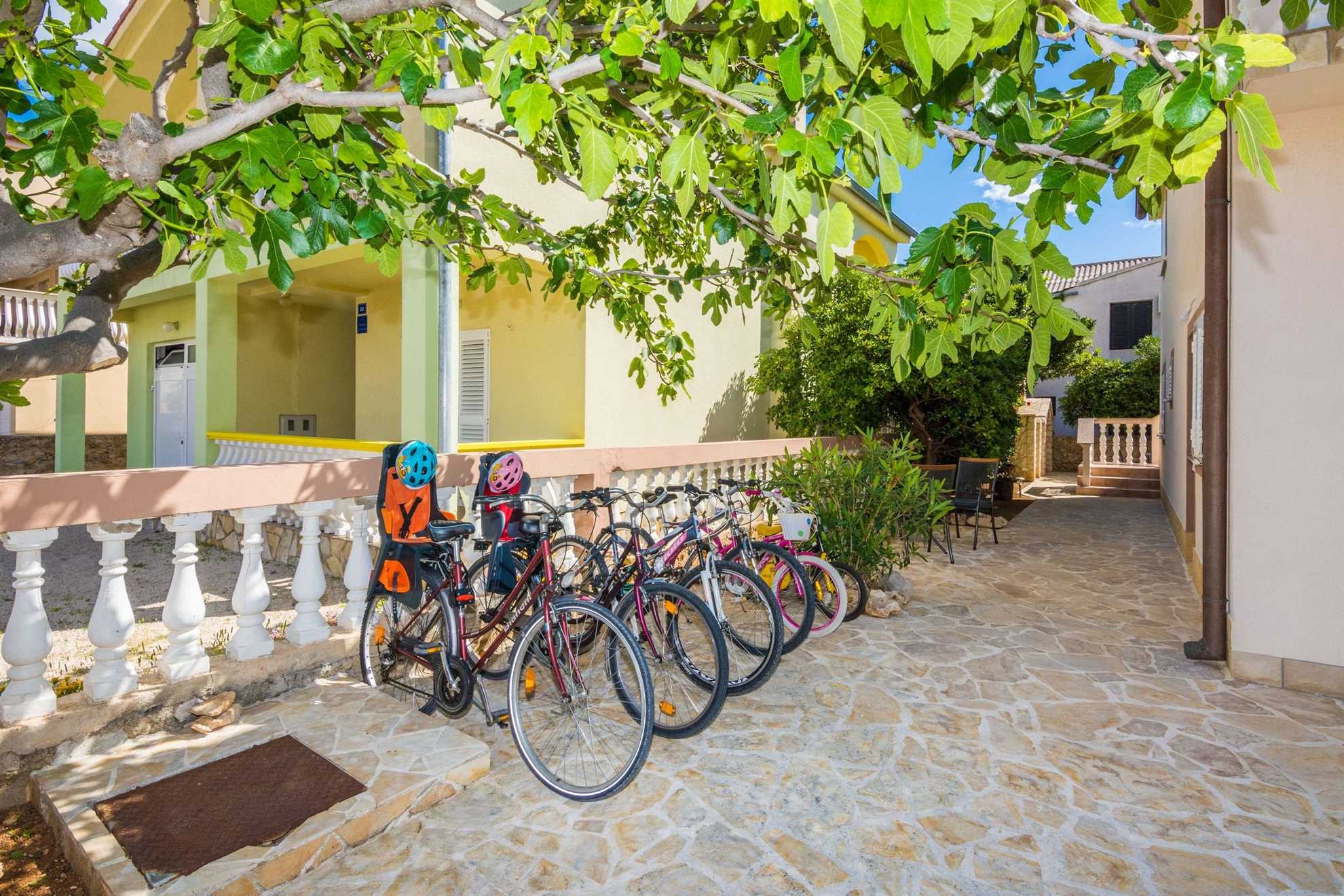 Ideal for 2 persons | apartment with garden and BBQ | Studio app