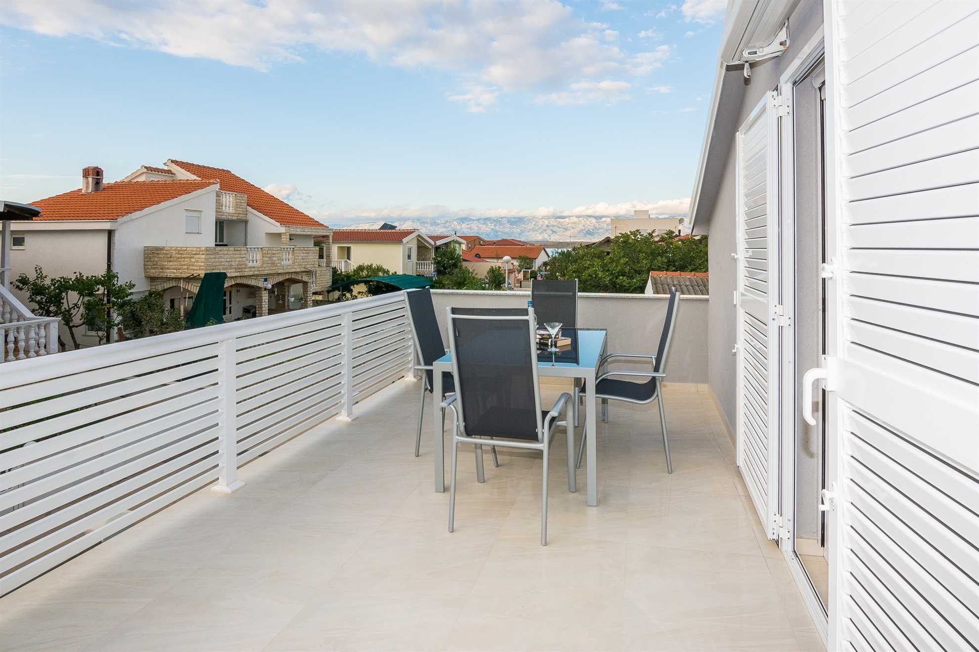 3 stars apartment | for 2-4 persons | just 70 m from beach