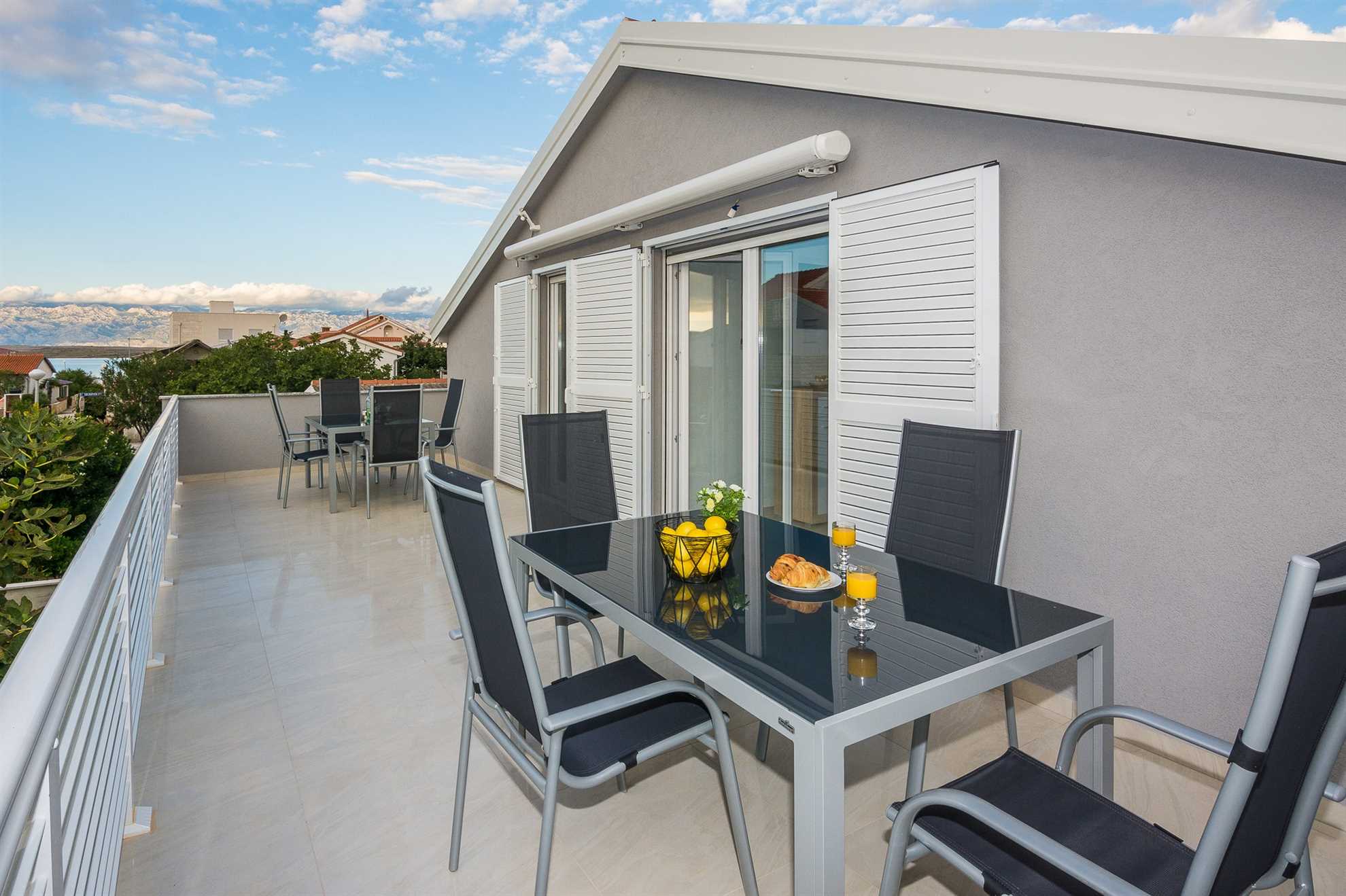 3 stars apartment just 70 m from beach | air conditioning, Wi-Fi, satellite tv | for 2-4 persons